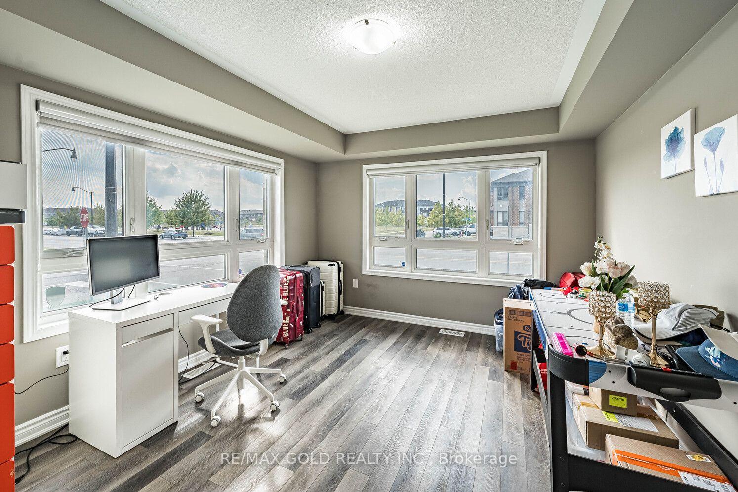 Photo 5 of 507 Remembrance Road, Brampton, Northwest Brampton — HOMEH