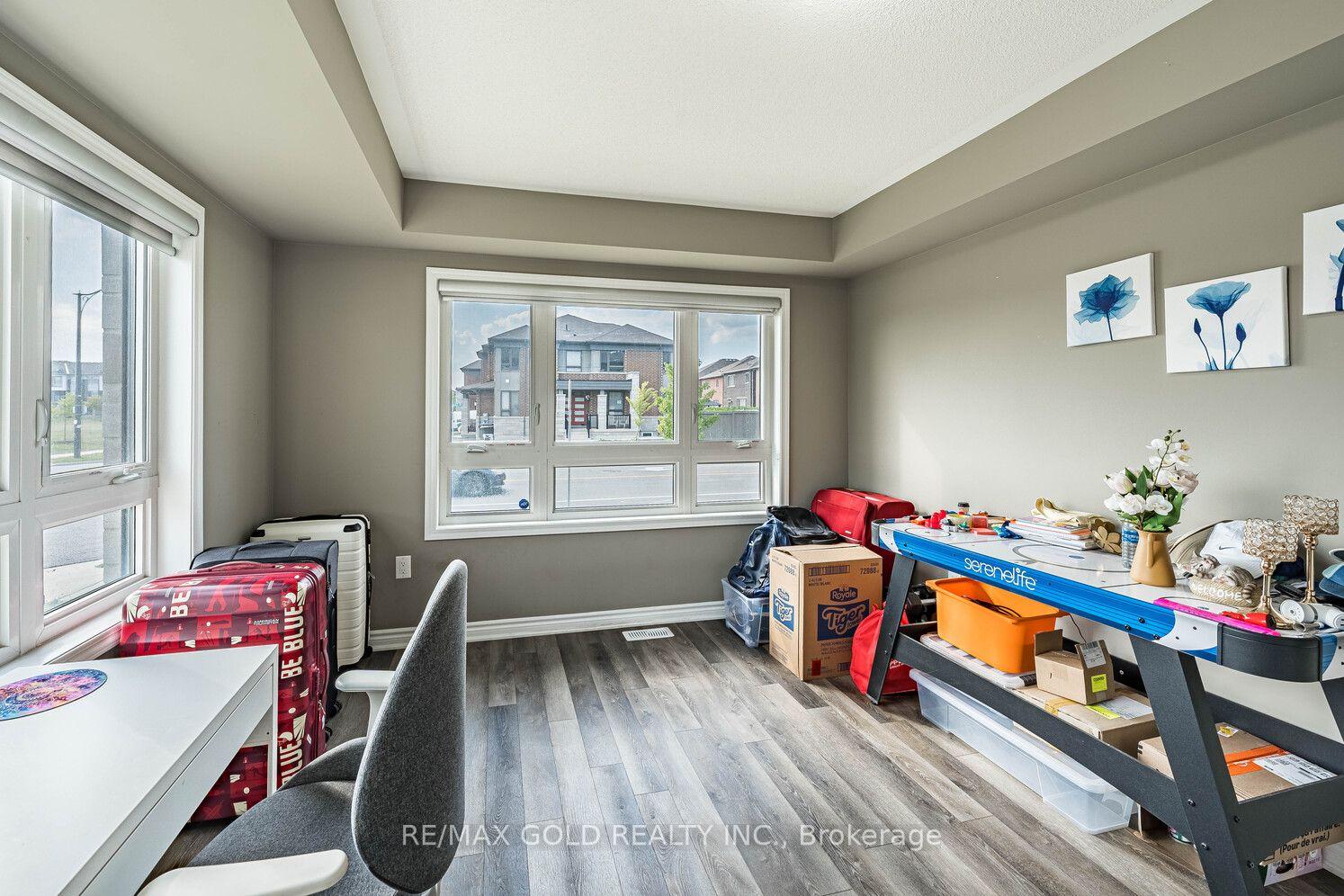 Photo 6 of 507 Remembrance Road, Brampton, Northwest Brampton — HOMEH
