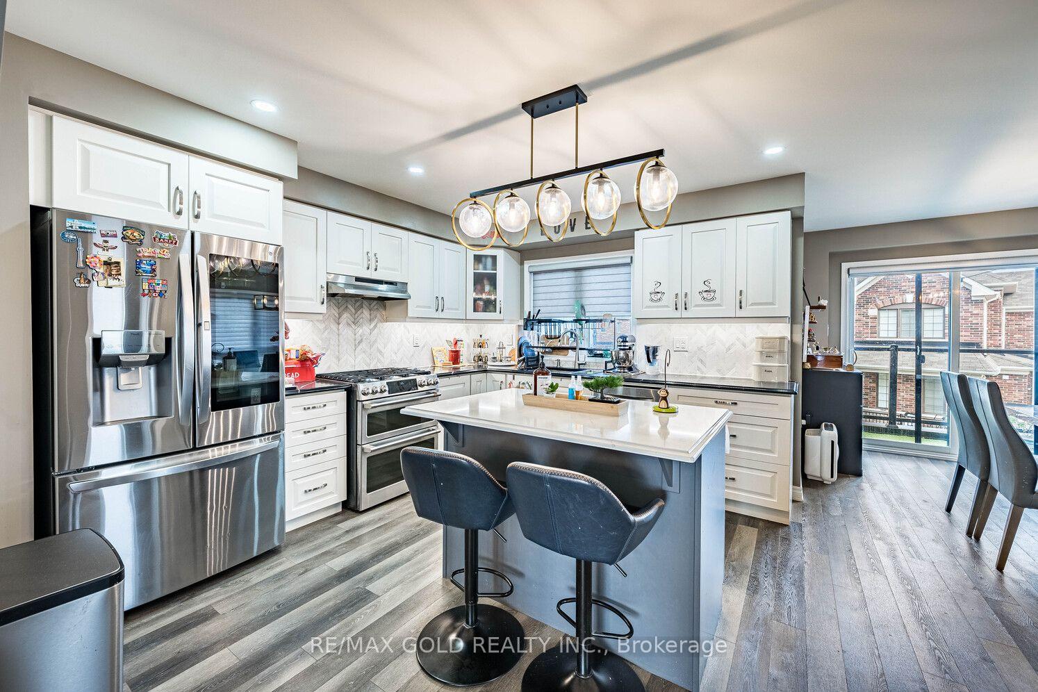 Photo 12 of 507 Remembrance Road, Brampton, Northwest Brampton — HOMEH