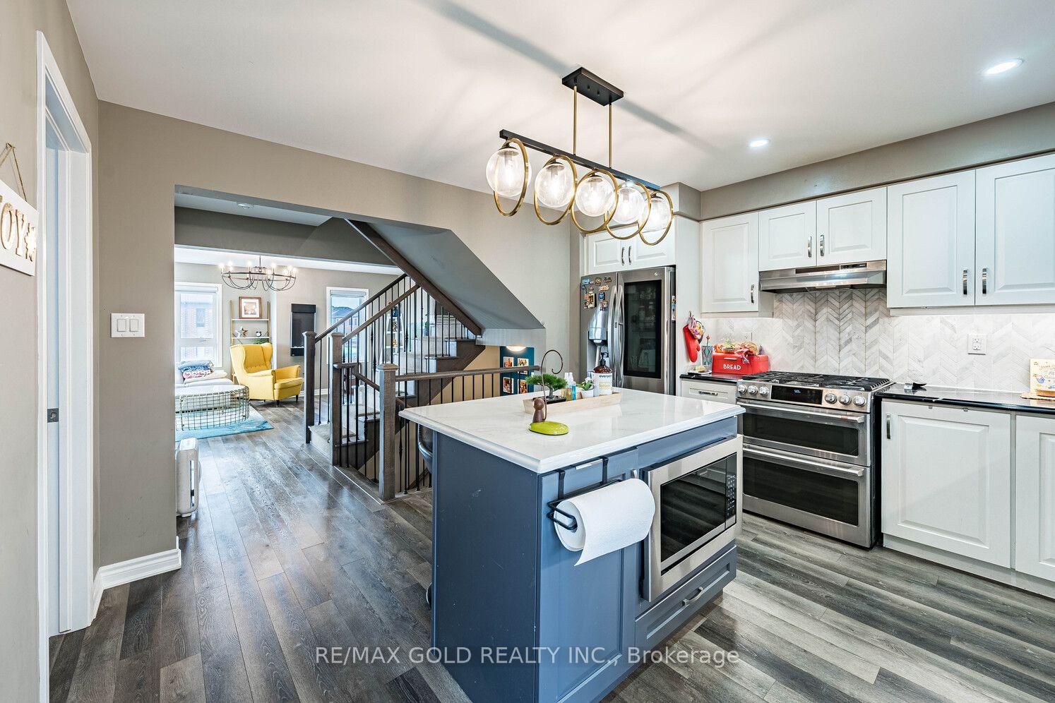 Photo 13 of 507 Remembrance Road, Brampton, Northwest Brampton — HOMEH