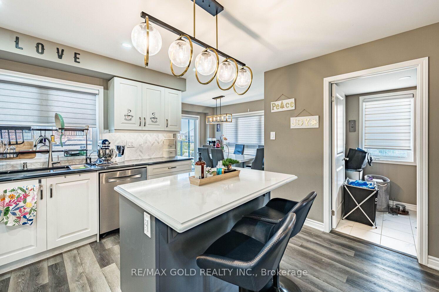 Photo 14 of 507 Remembrance Road, Brampton, Northwest Brampton — HOMEH