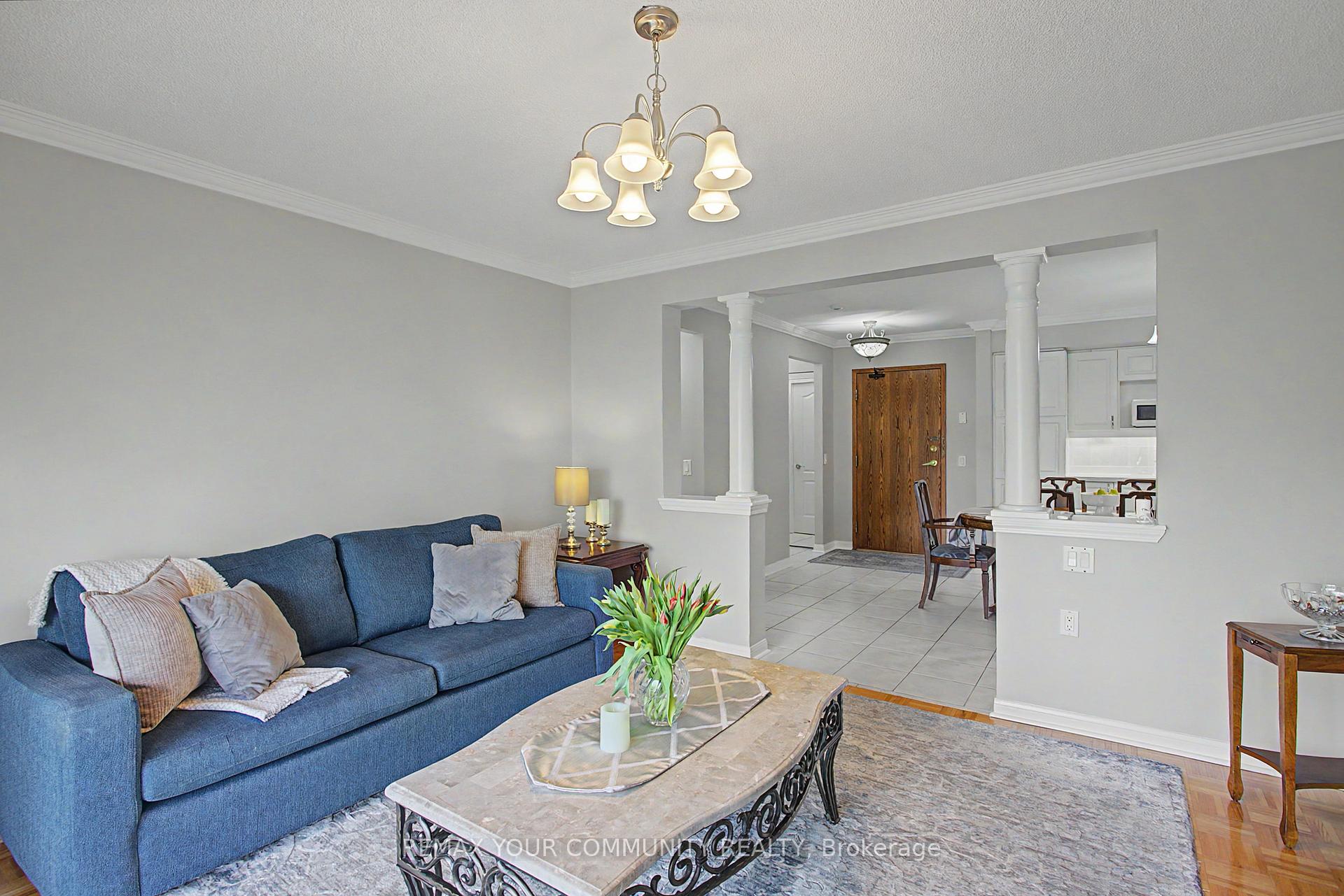 Photo 8 of Unit 312, 2506 Rutherford Road, Vaughan, Maple — HOMEH