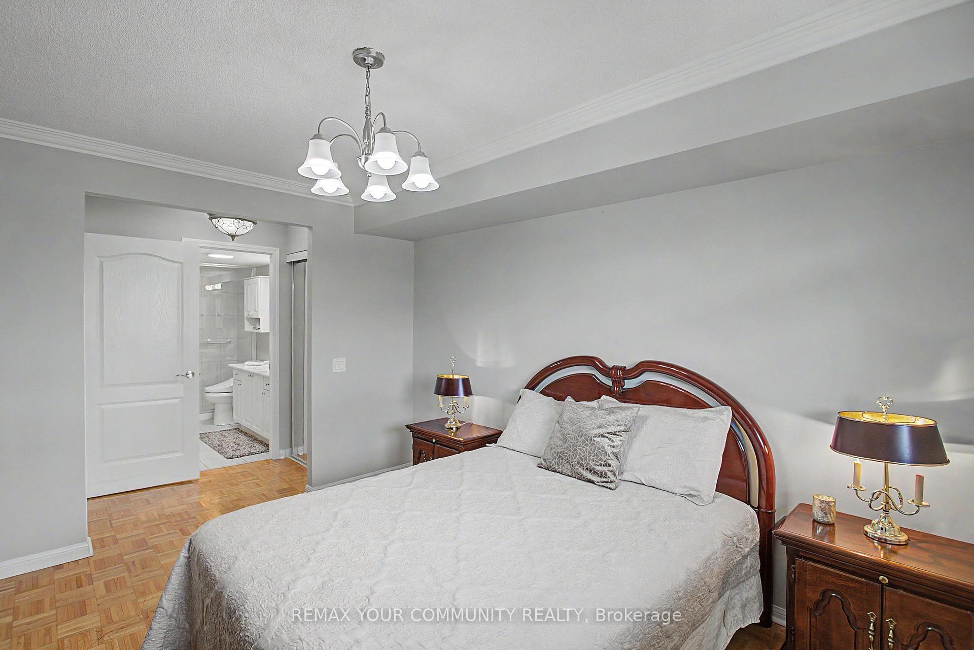 Photo 15 of Unit 312, 2506 Rutherford Road, Vaughan, Maple — HOMEH