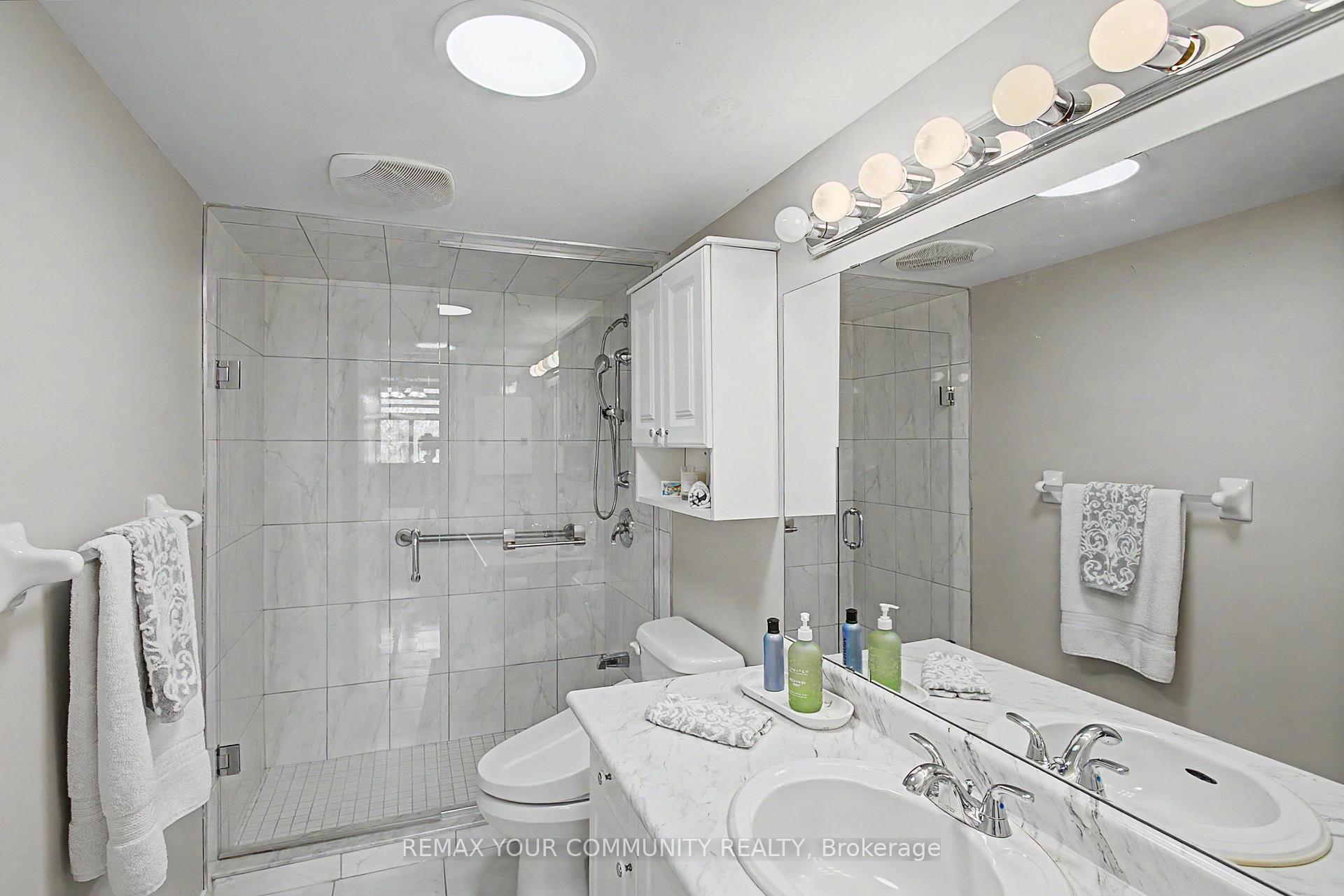 Photo 16 of Unit 312, 2506 Rutherford Road, Vaughan, Maple — HOMEH