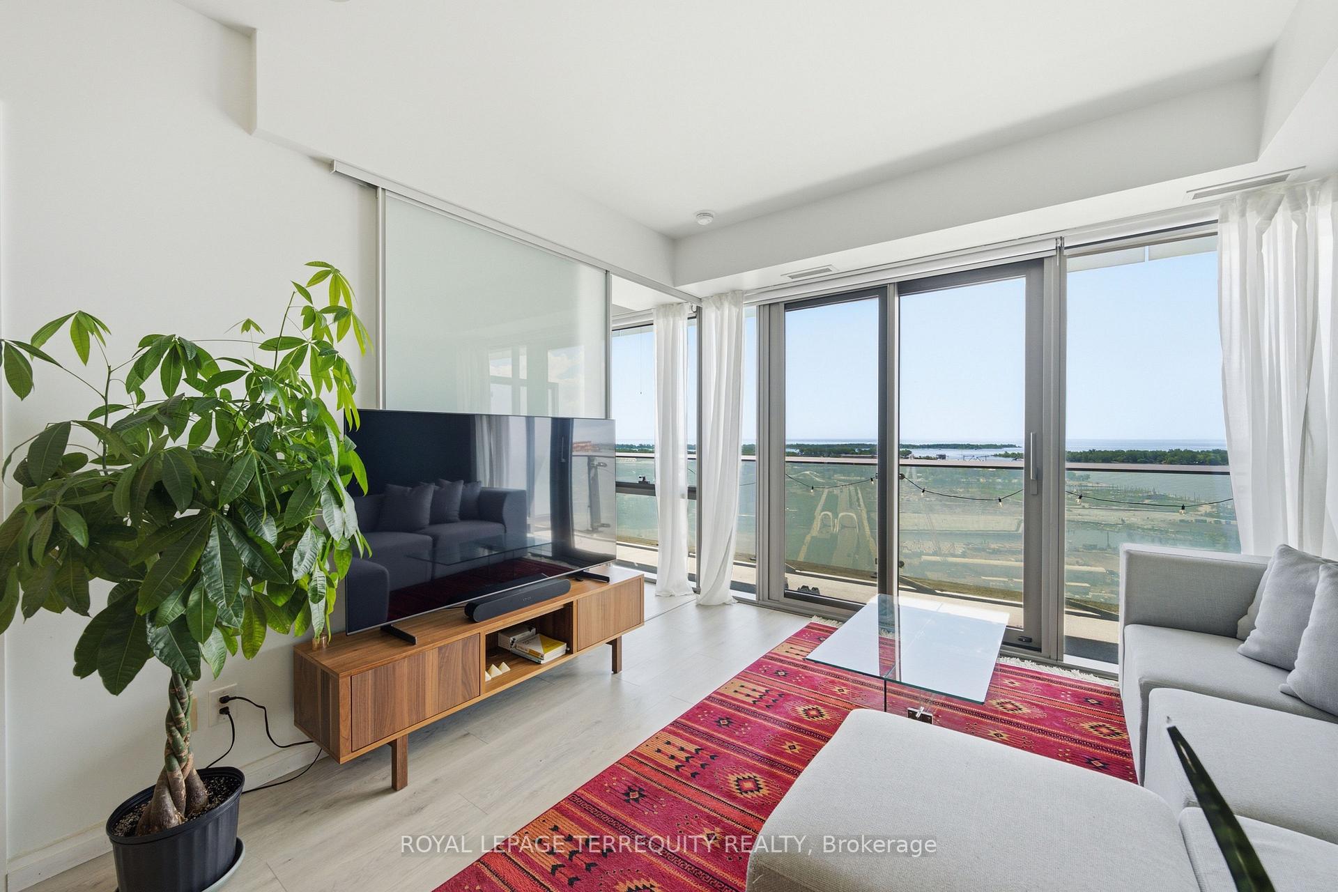 Photo 7 of Unit 2107, 70 Distillery Lane, Toronto, Waterfront Communities — HOMEH