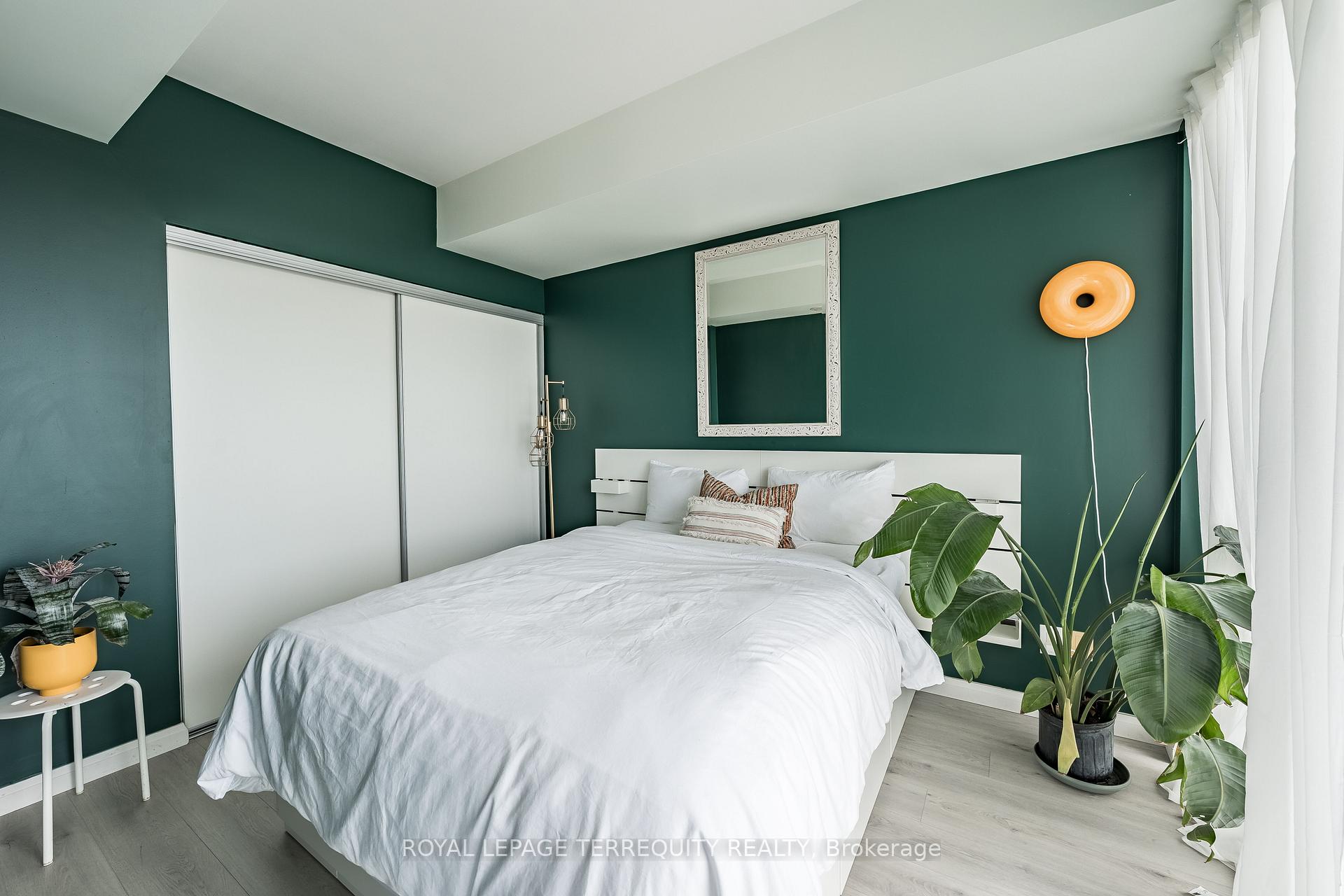 Photo 10 of Unit 2107, 70 Distillery Lane, Toronto, Waterfront Communities — HOMEH