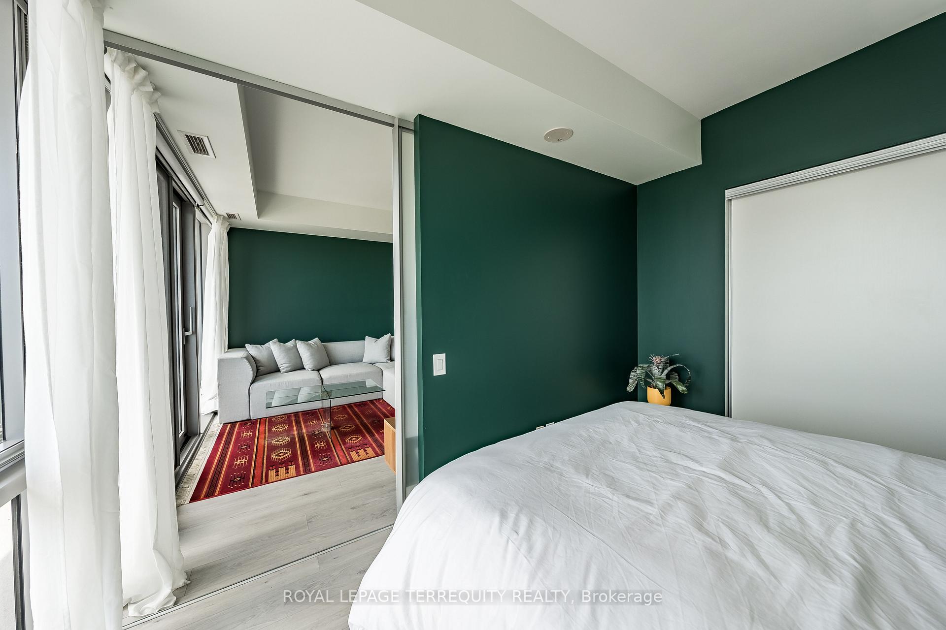 Photo 13 of Unit 2107, 70 Distillery Lane, Toronto, Waterfront Communities — HOMEH