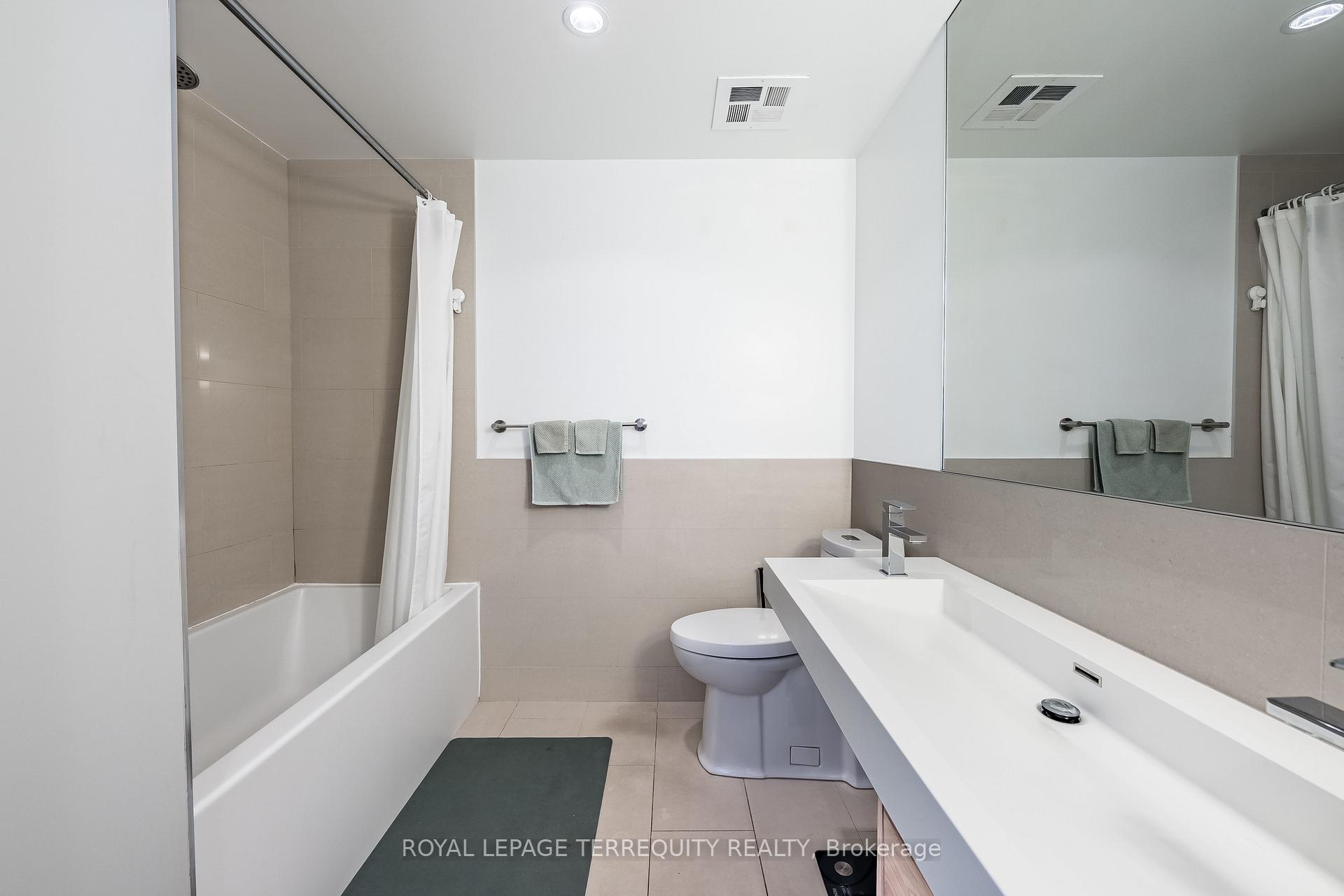 Photo 14 of Unit 2107, 70 Distillery Lane, Toronto, Waterfront Communities — HOMEH