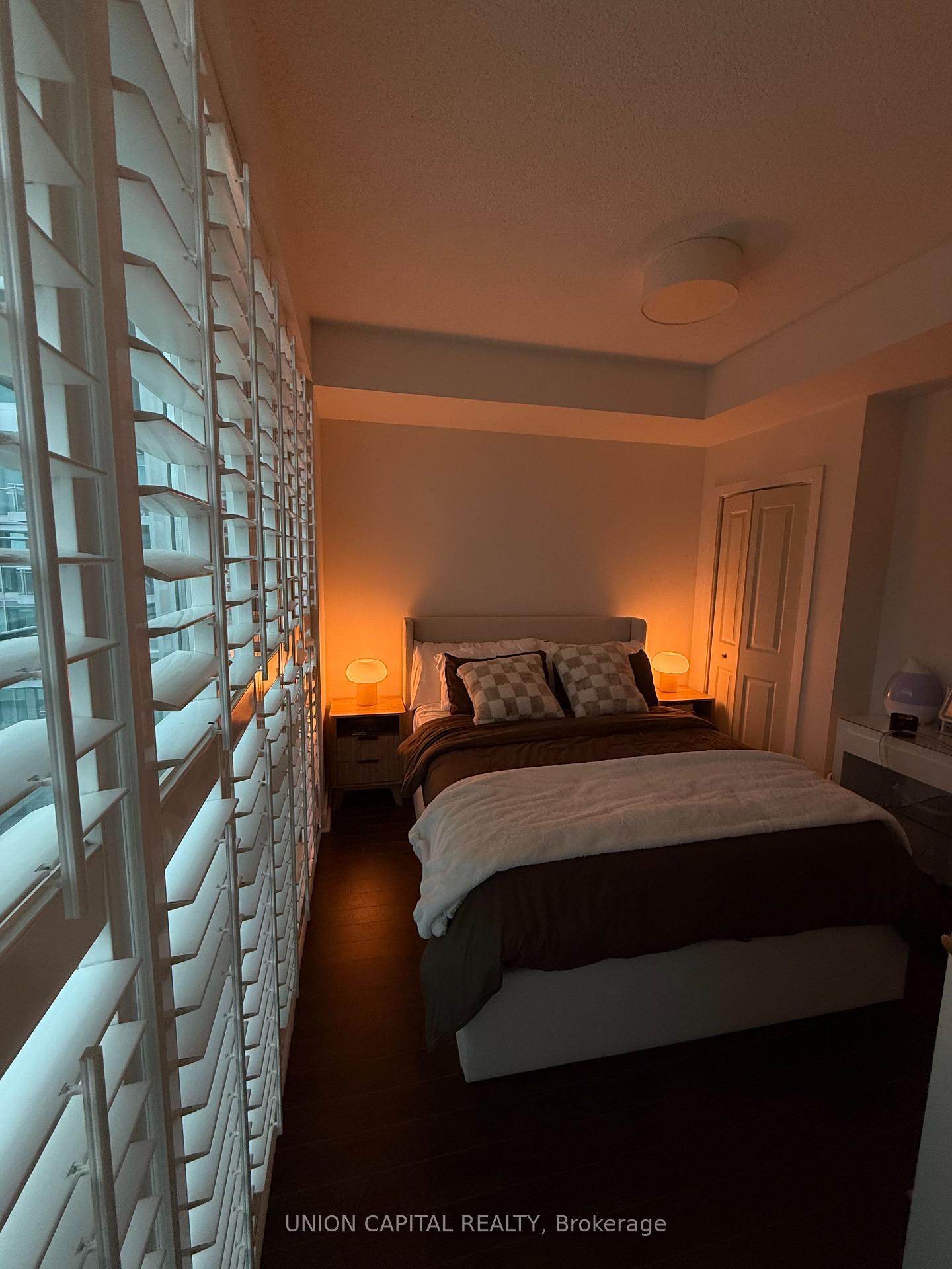 Photo 8 of Unit 2410, 80 Western Battery Road, Toronto, Niagara — HOMEH