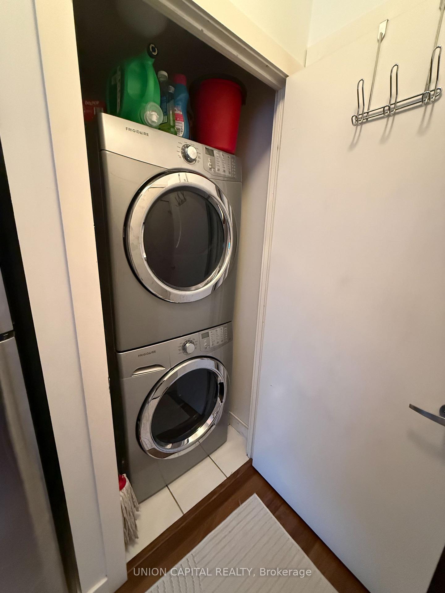Photo 12 of Unit 2410, 80 Western Battery Road, Toronto, Niagara — HOMEH