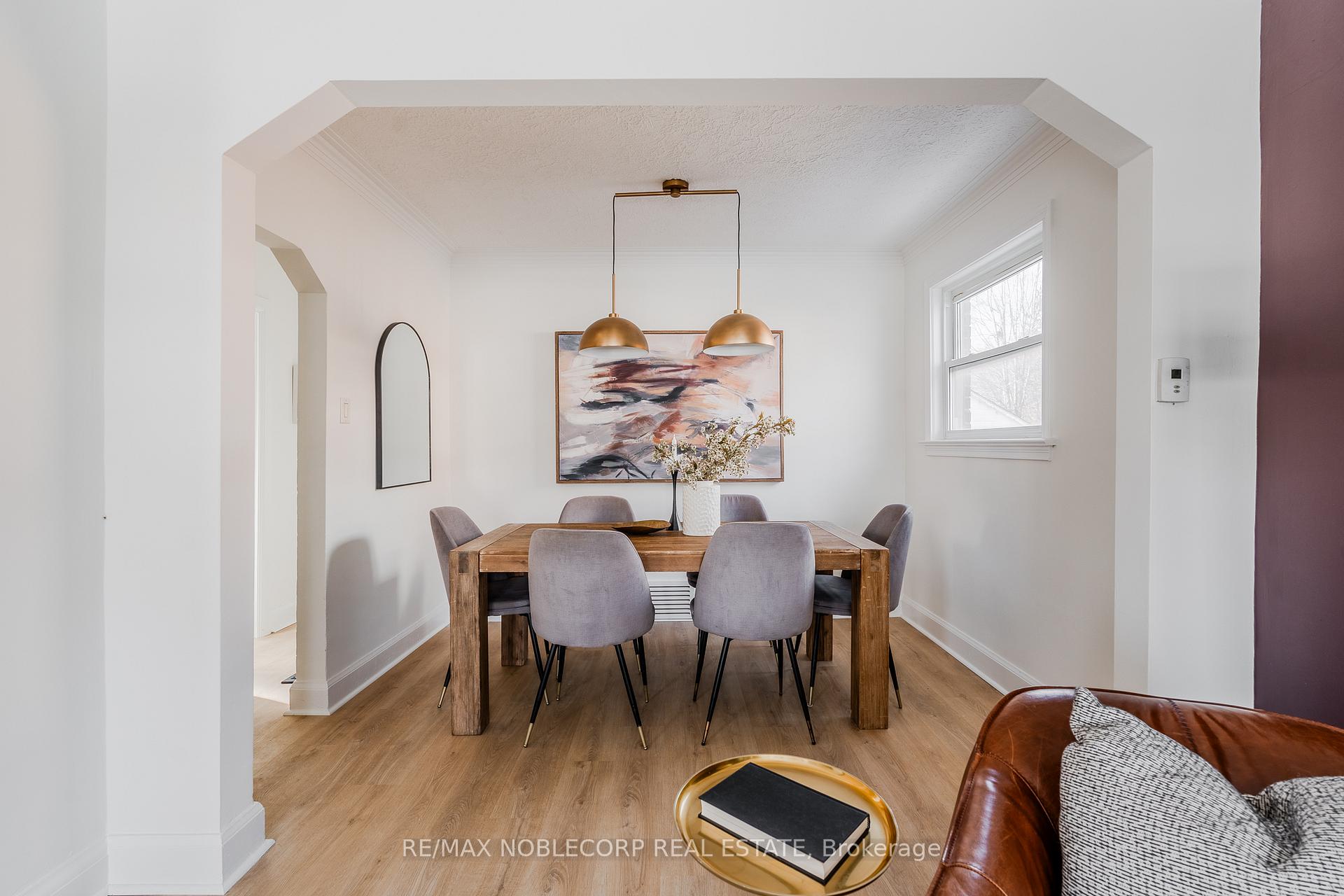 Photo 6 of Unit Main, 6 Evandale Road, Scarborough, Clairlea-Birchmount — HOMEH