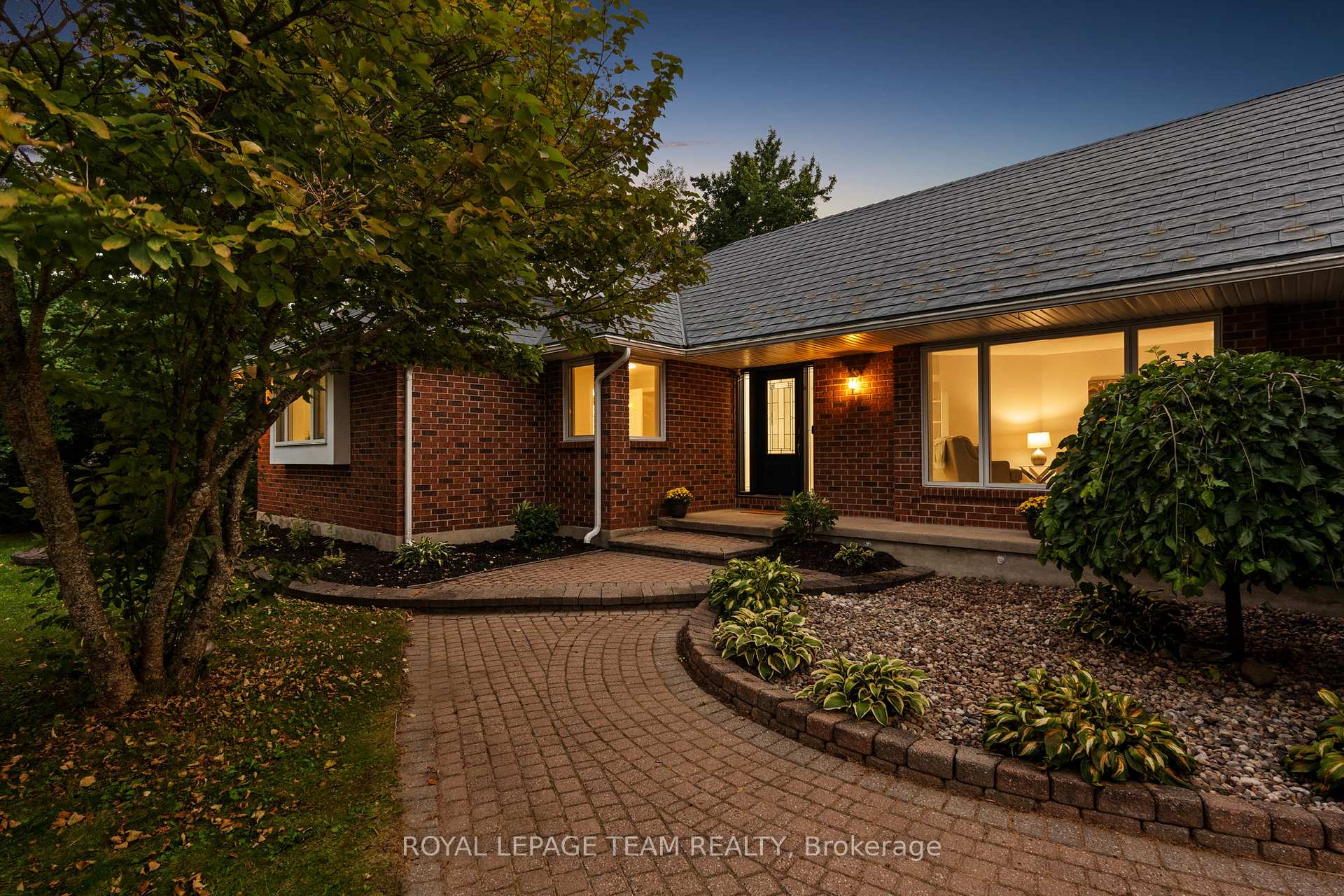 Photo 3 of 3378 Bramble Lane, Ottawa, Osgoode — HOMEH