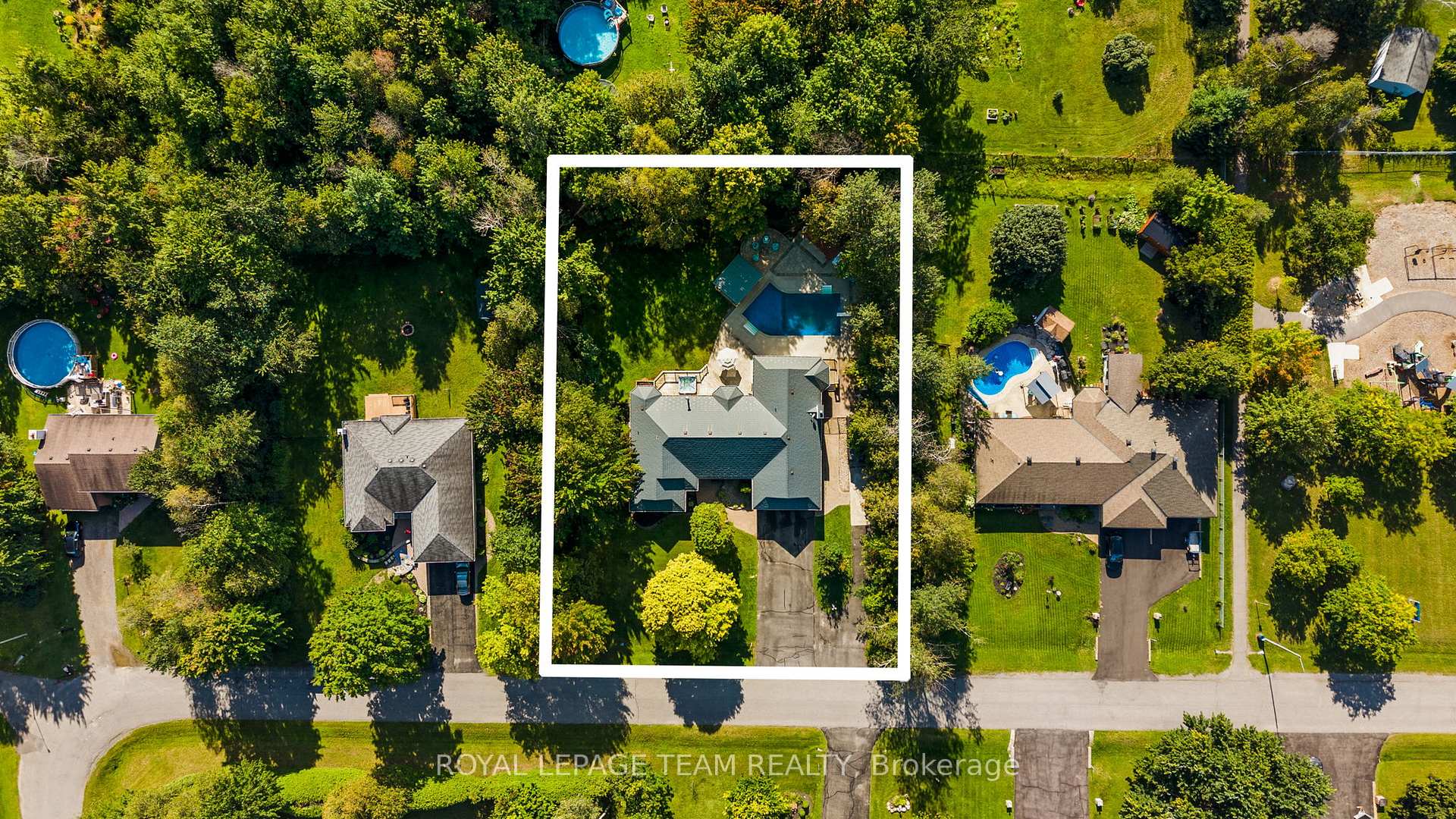Photo 5 of 3378 Bramble Lane, Ottawa, Osgoode — HOMEH