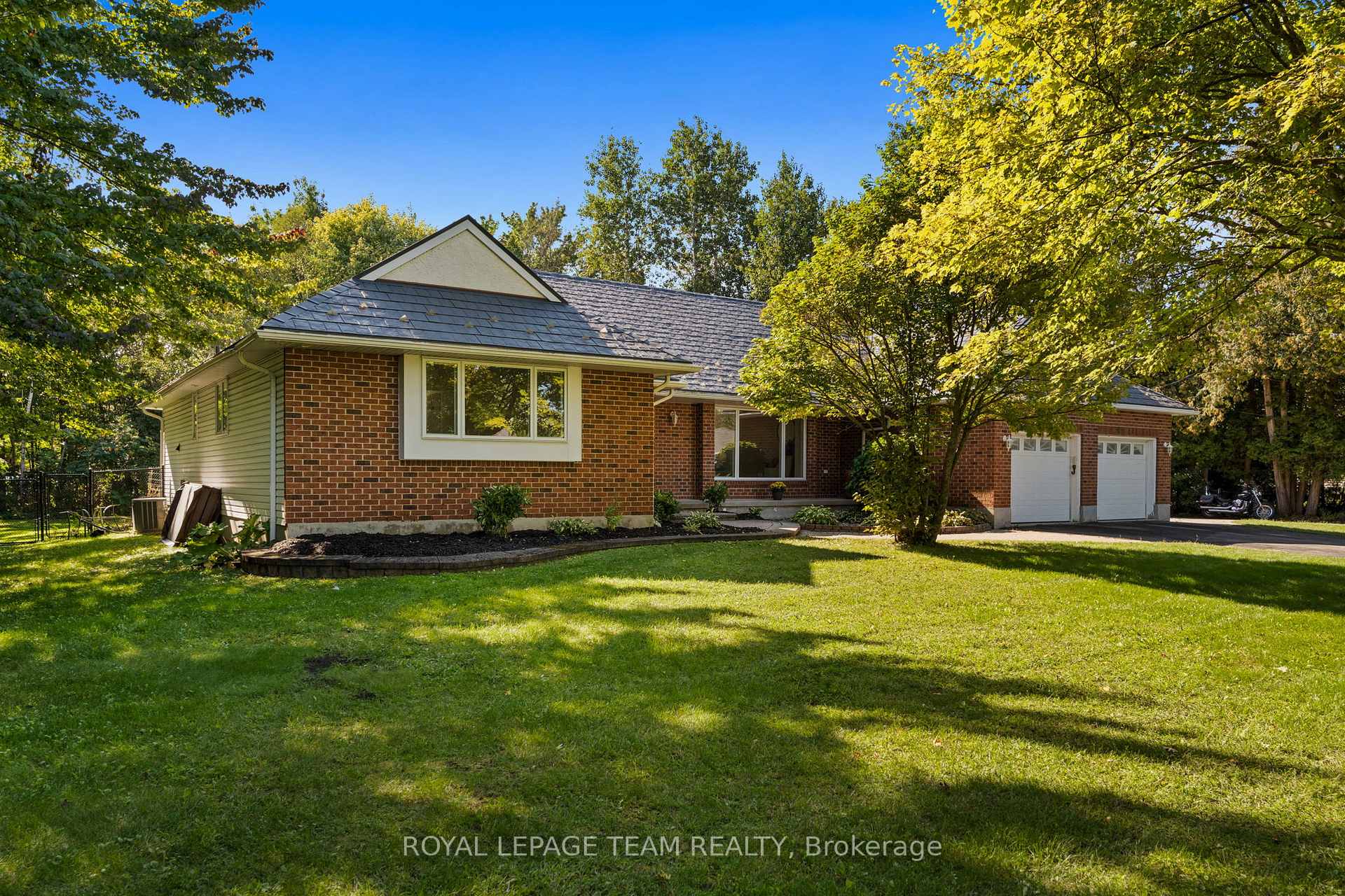 Photo 8 of 3378 Bramble Lane, Ottawa, Osgoode — HOMEH