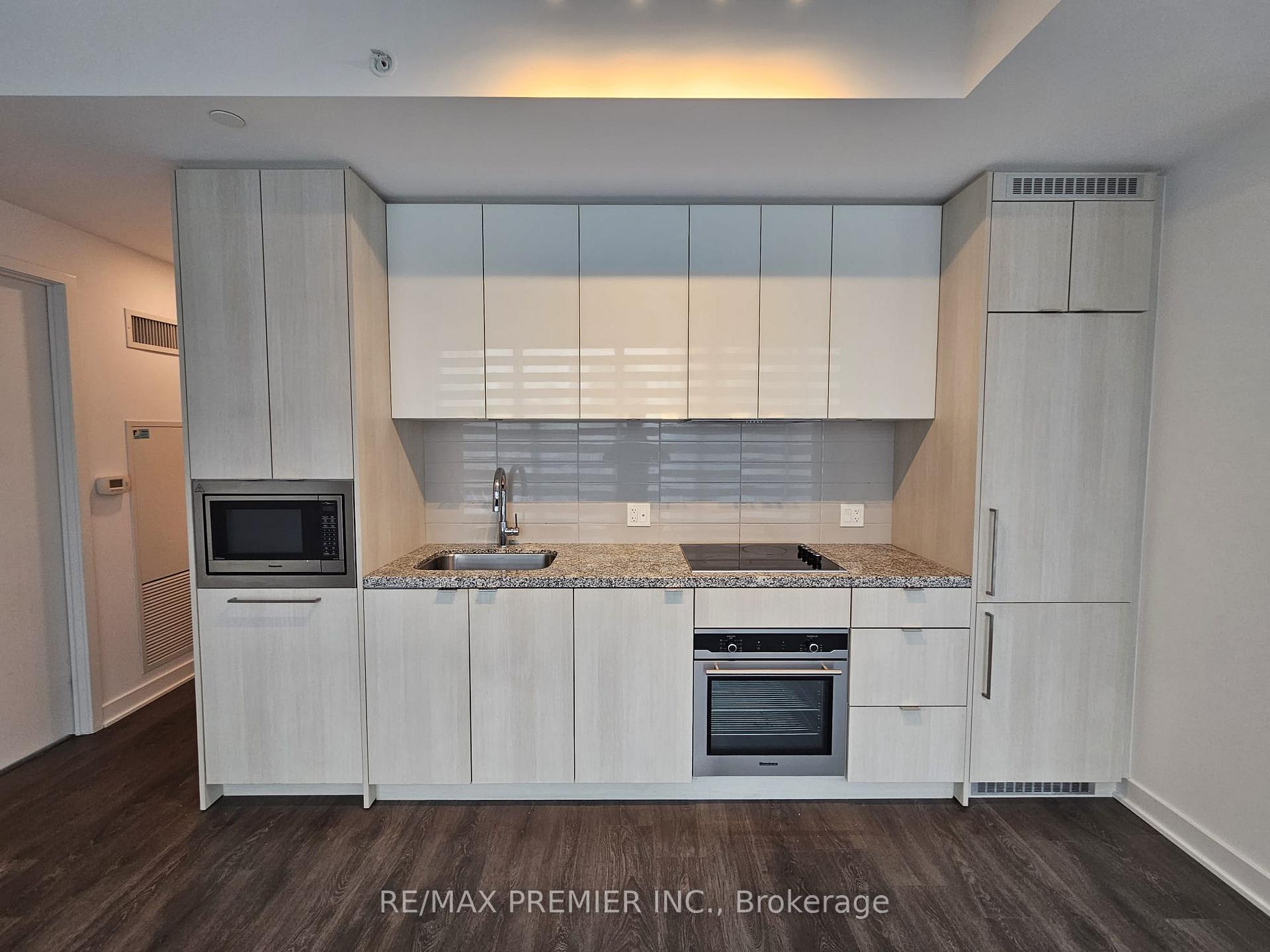 Photo 7 of Unit 4115, 115 Blue Jays Way, Toronto, Waterfront Communities — HOMEH