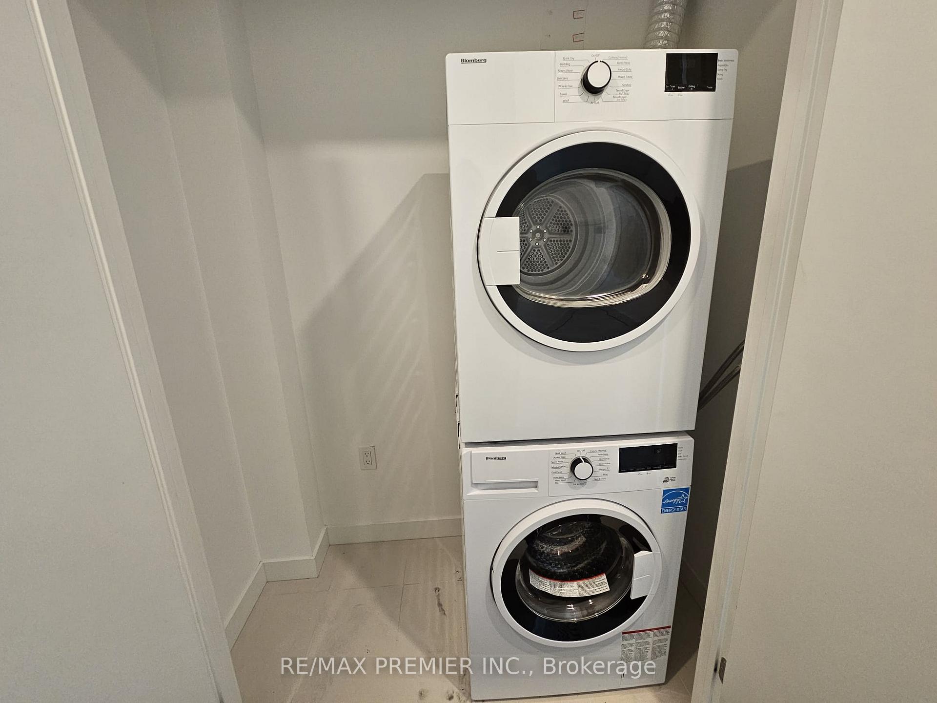 Photo 11 of Unit 4115, 115 Blue Jays Way, Toronto, Waterfront Communities — HOMEH