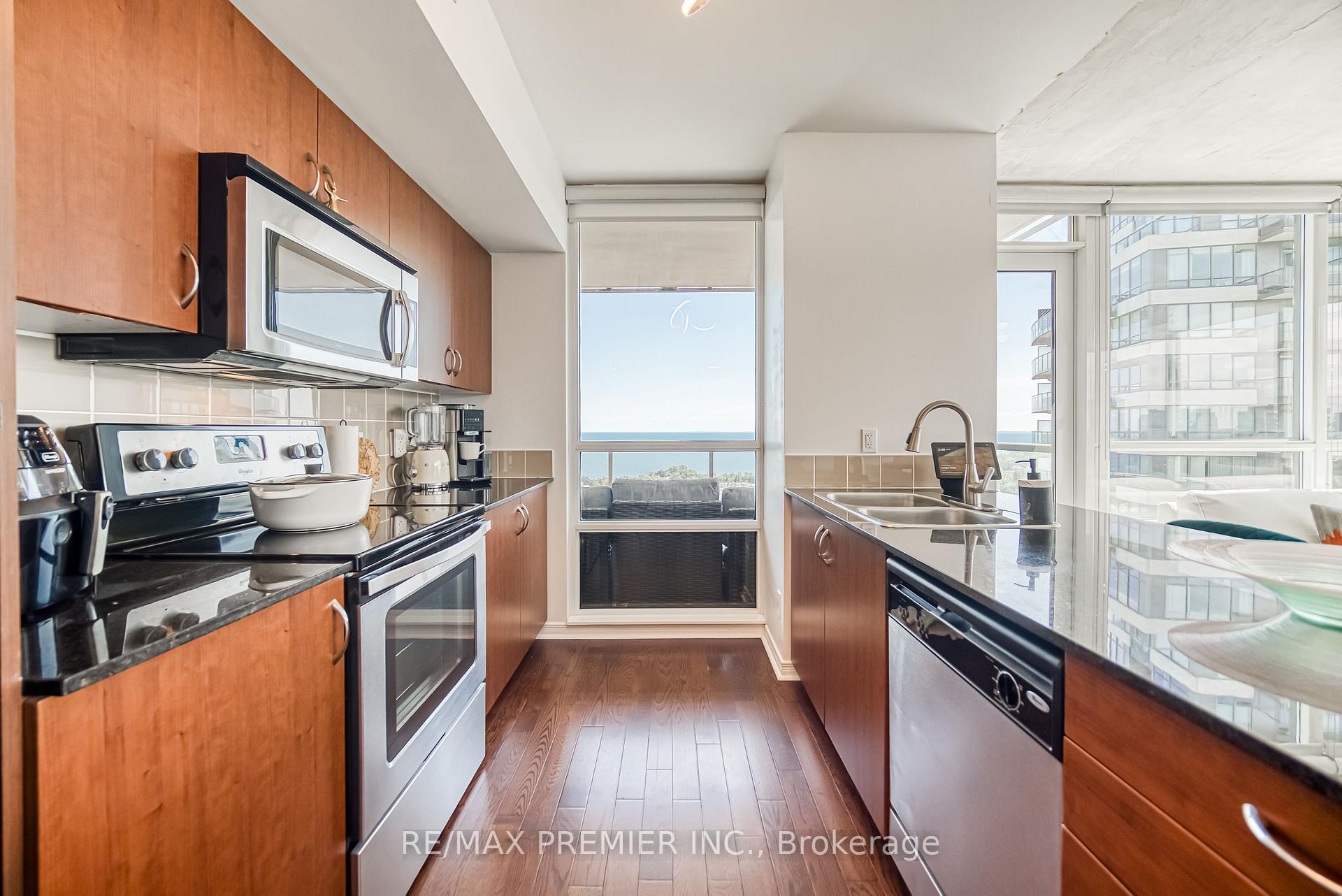 Photo 8 of Unit 2902, 2230 Lakeshore Boulevard, Etobicoke, Mimico — HOMEH