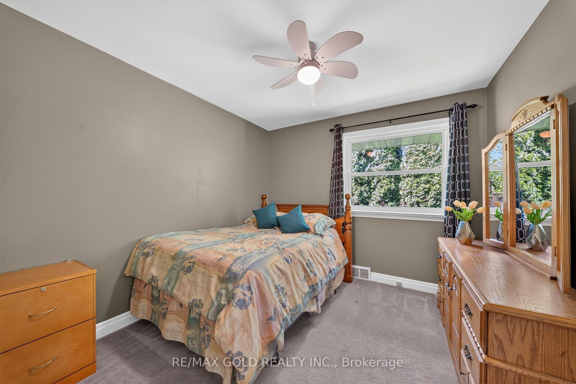 Photo 8 of 29 Treleaven Drive, Brampton, Brampton South — HOMEH