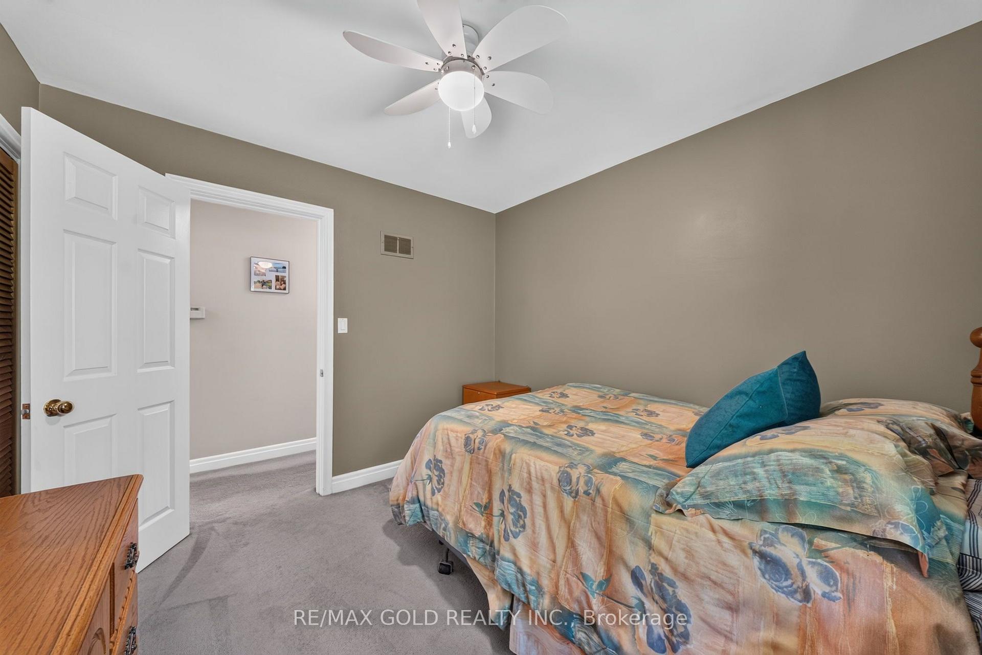 Photo 9 of 29 Treleaven Drive, Brampton, Brampton South — HOMEH