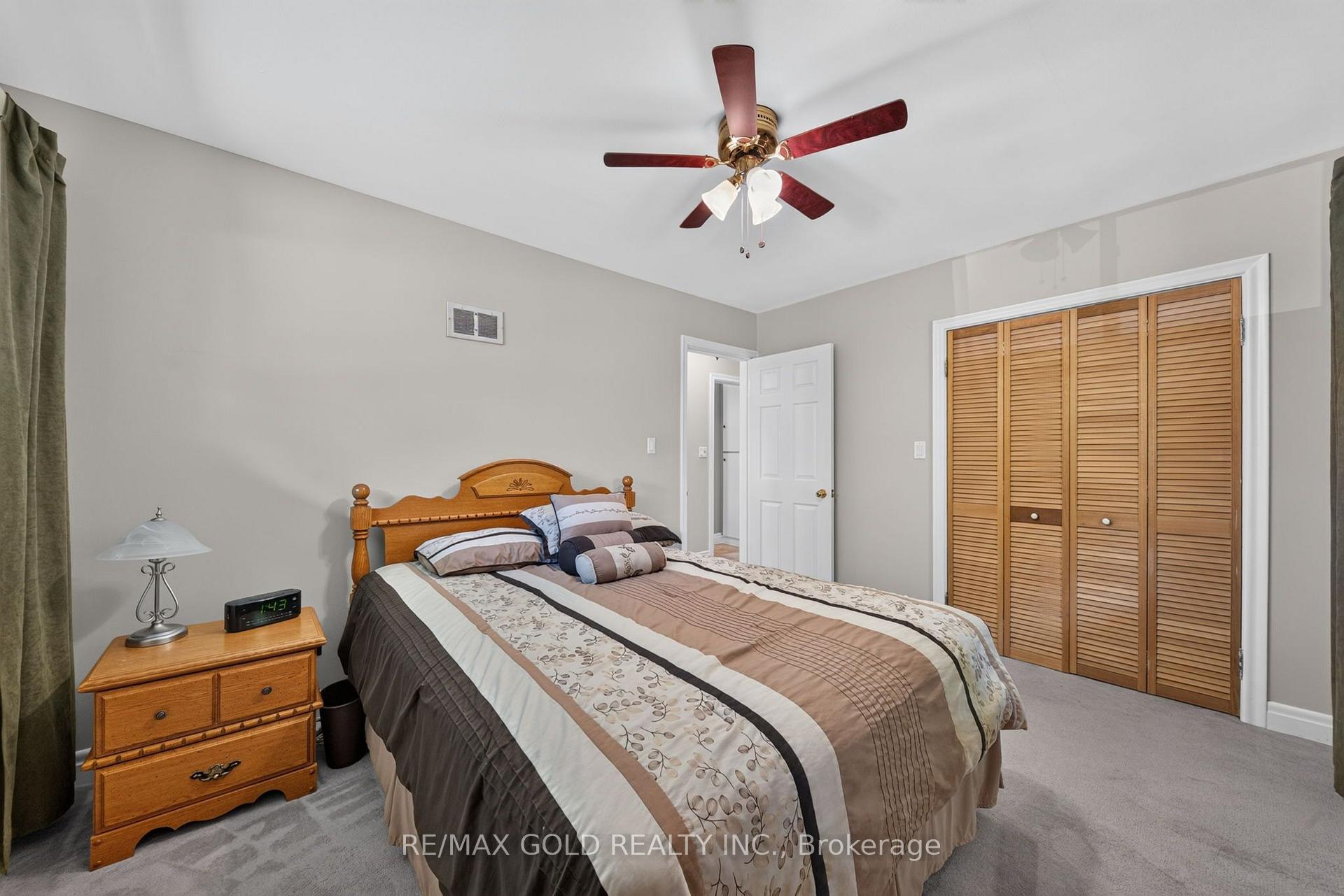 Photo 13 of 29 Treleaven Drive, Brampton, Brampton South — HOMEH