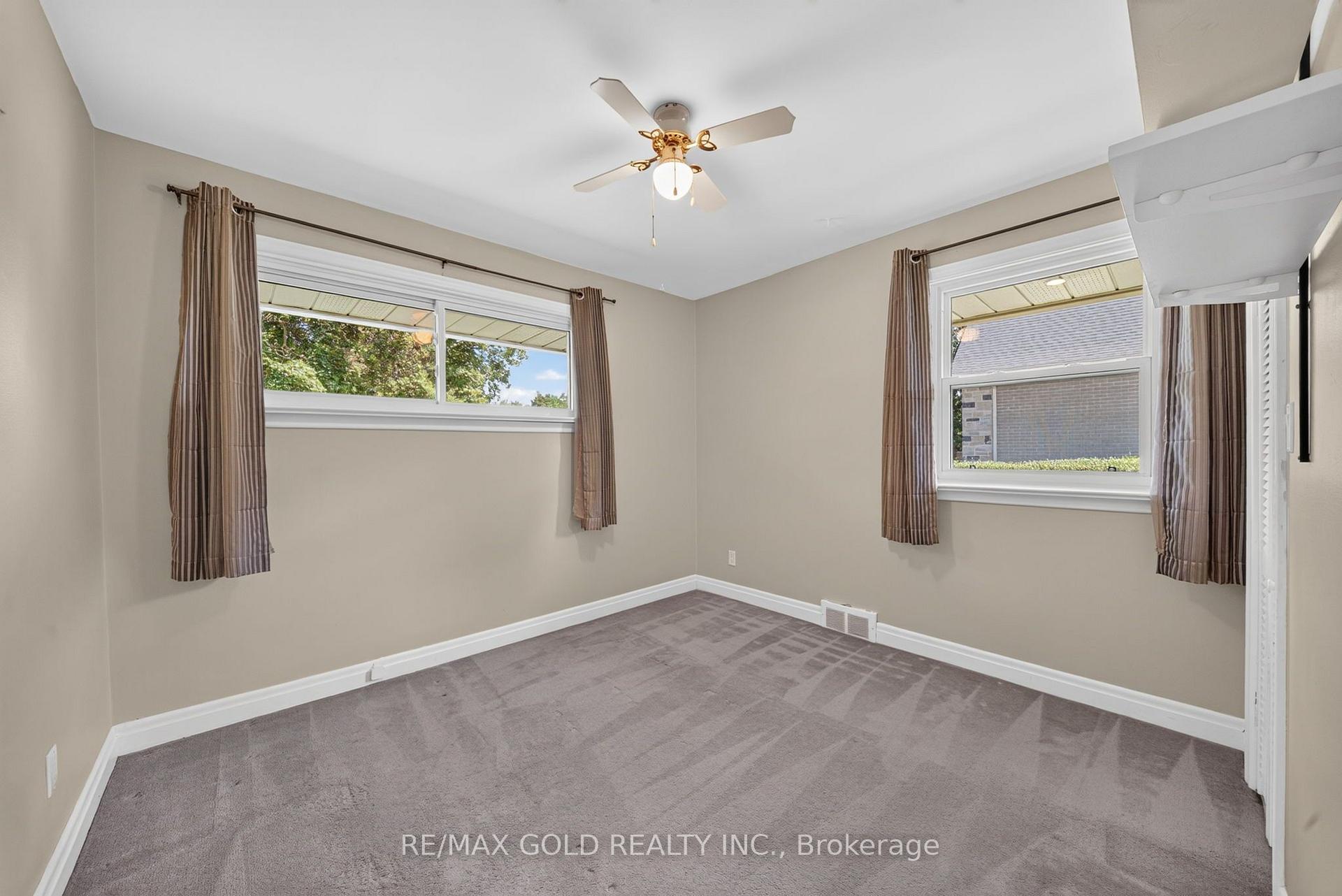 Photo 14 of 29 Treleaven Drive, Brampton, Brampton South — HOMEH