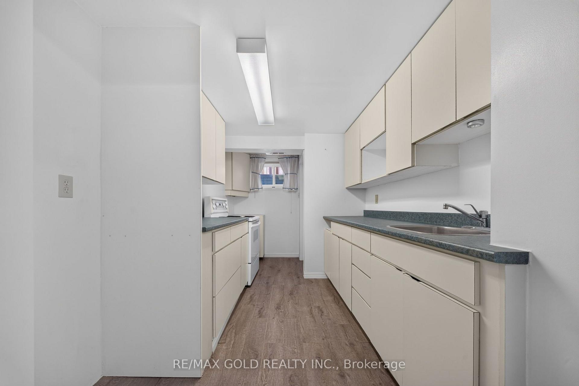 Photo 28 of 29 Treleaven Drive, Brampton, Brampton South — HOMEH
