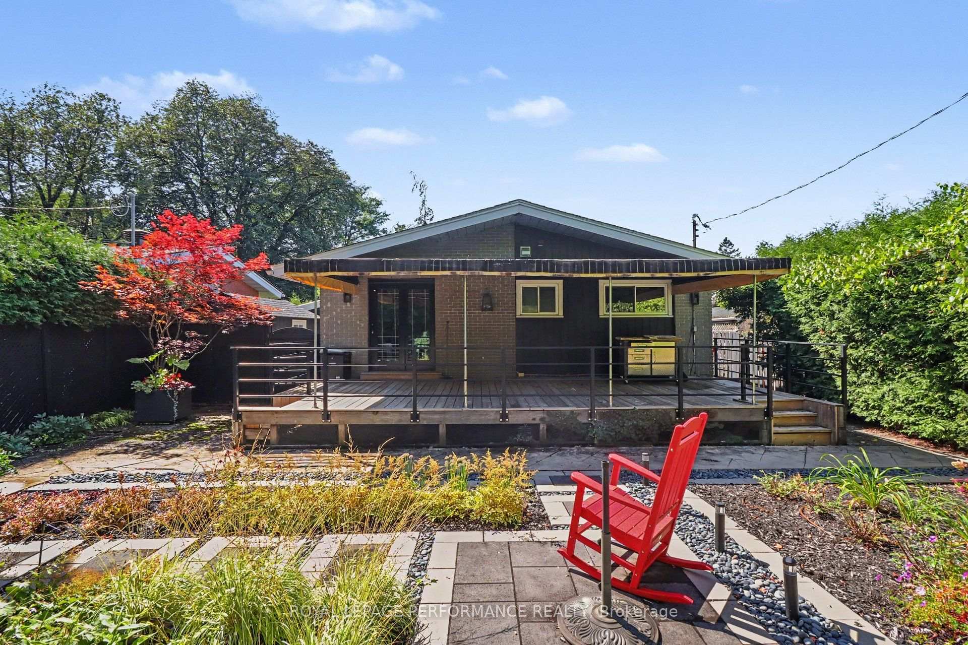 Photo 3 of 1147 Parkway Drive, Ottawa, Parkway Park — HOMEH