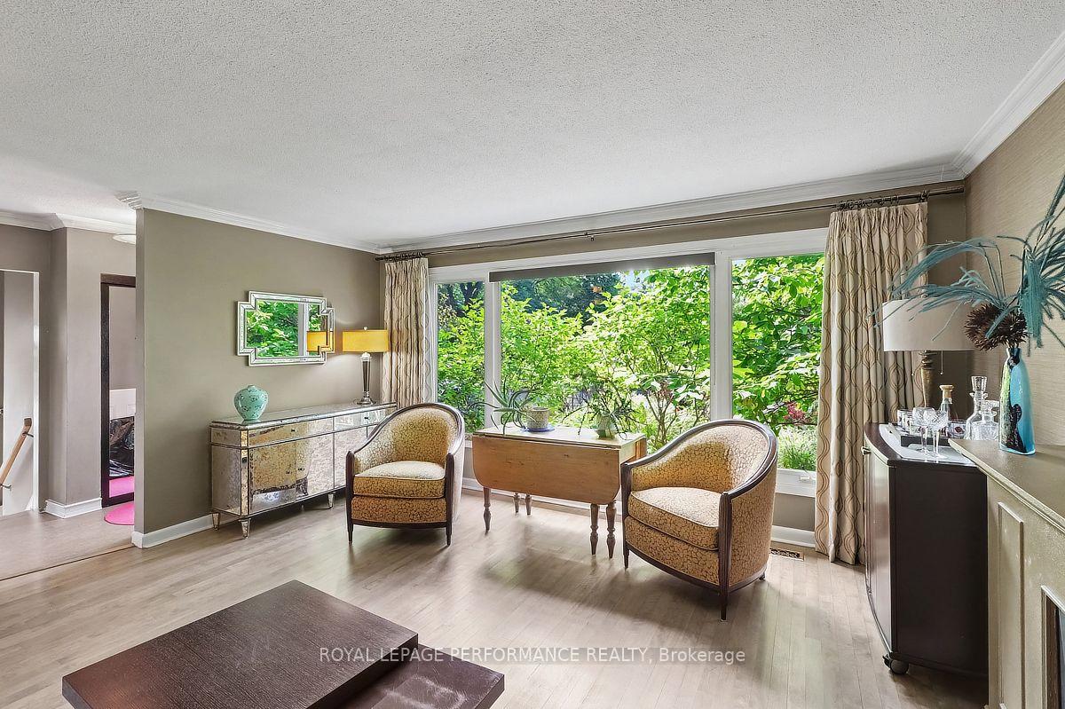 Photo 8 of 1147 Parkway Drive, Ottawa, Parkway Park — HOMEH