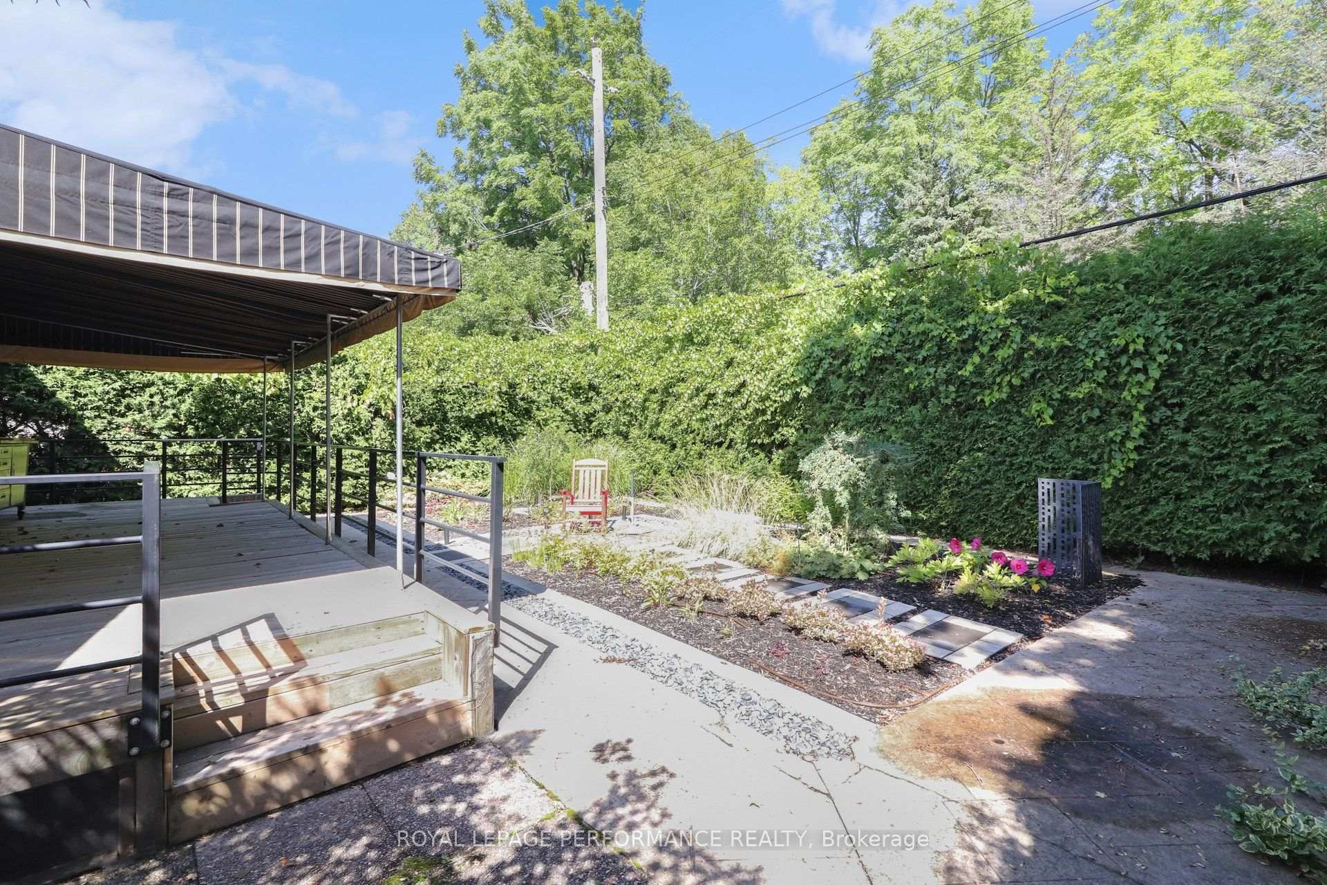 Photo 35 of 1147 Parkway Drive, Ottawa, Parkway Park — HOMEH