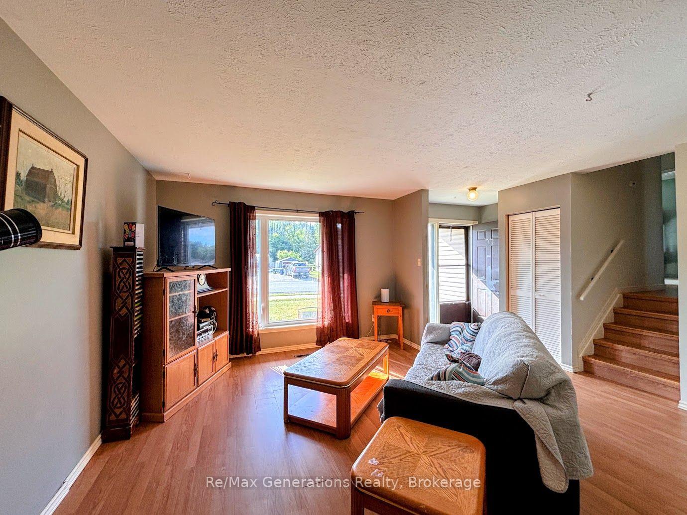 Photo 7 of 72 Hemlo Drive, Marathon — HOMEH