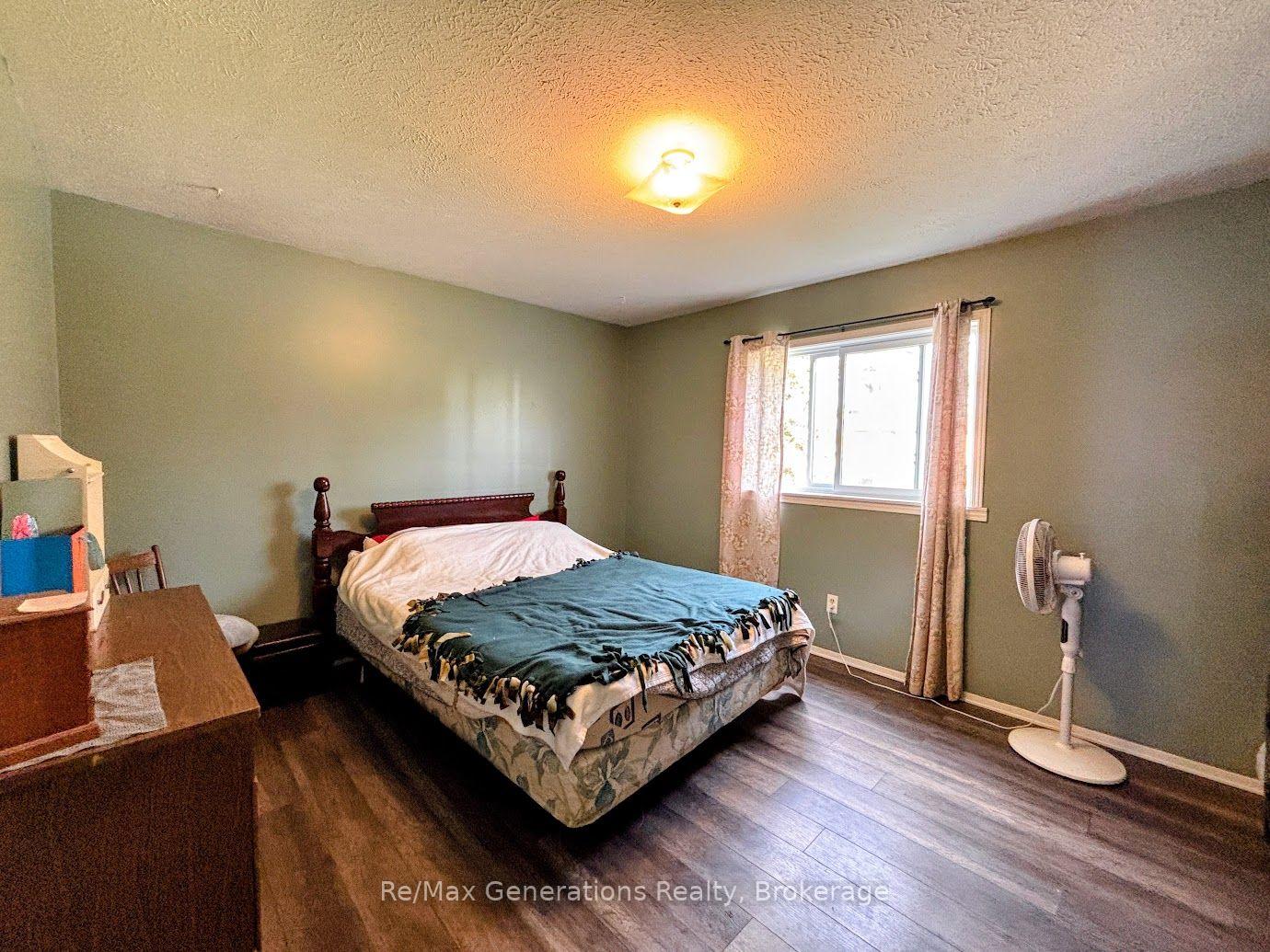 Photo 10 of 72 Hemlo Drive, Marathon — HOMEH
