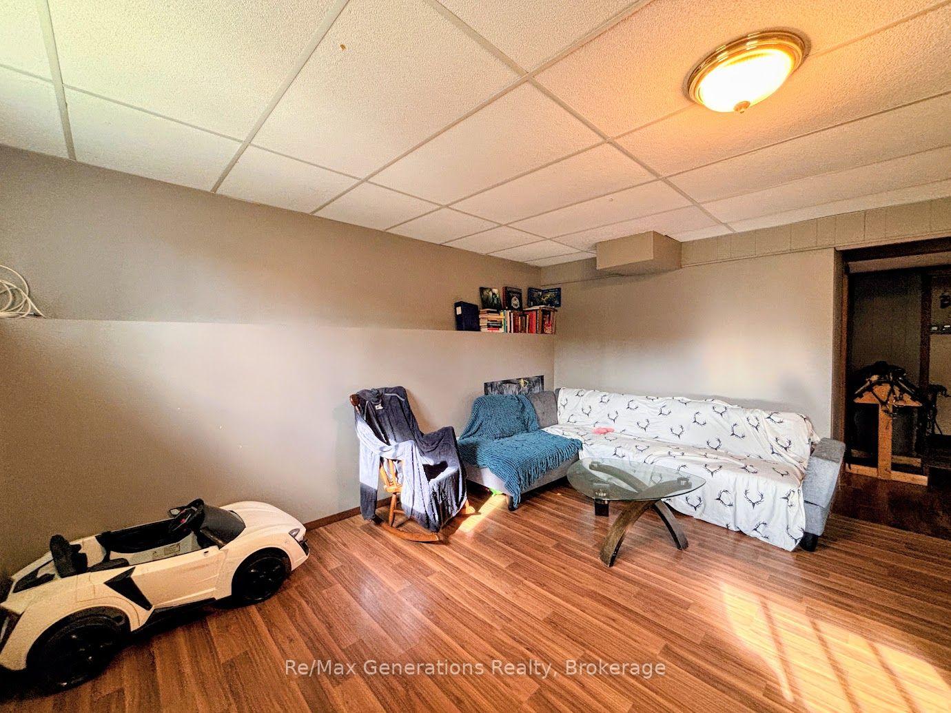 Photo 20 of 72 Hemlo Drive, Marathon — HOMEH