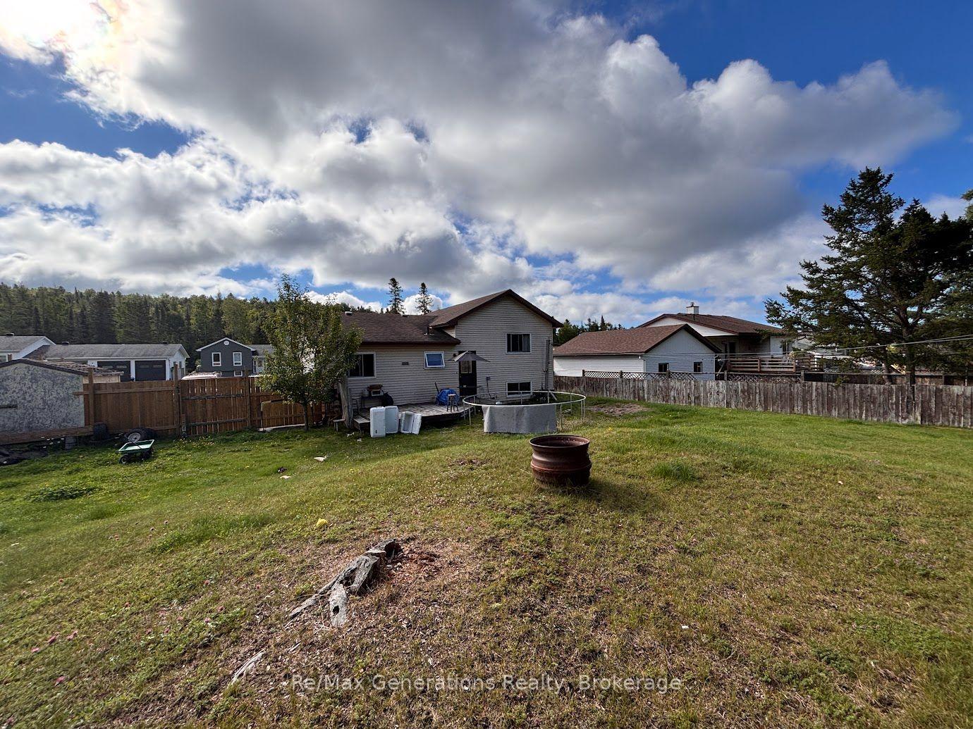 Photo 29 of 72 Hemlo Drive, Marathon — HOMEH
