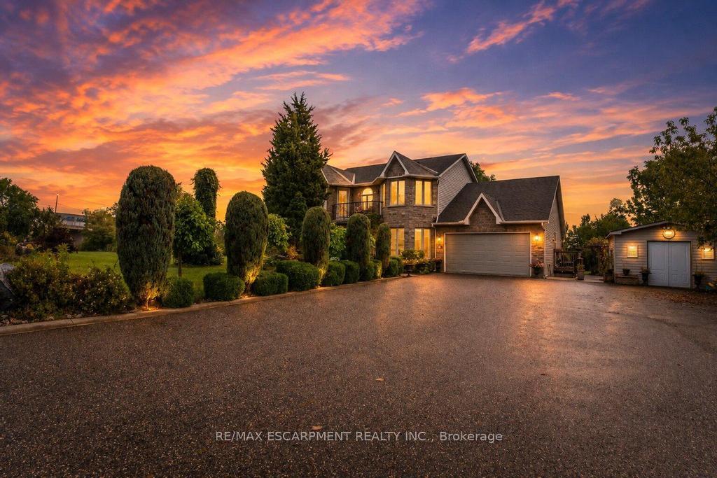 Photo of 33 Maryvale Avenue