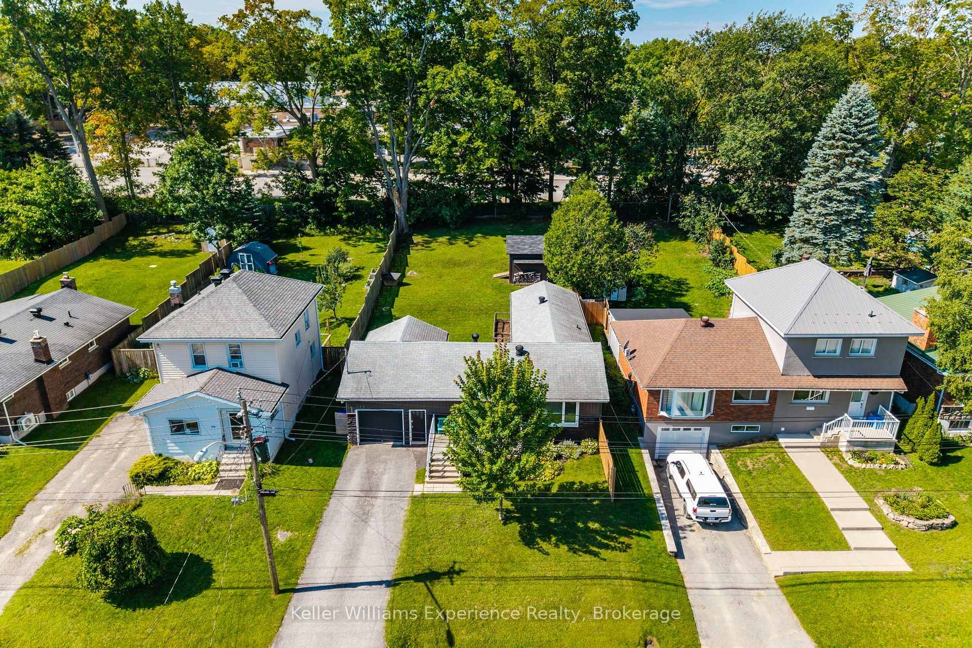 Photo 37 of 128 Ninth Street, Midland — HOMEH