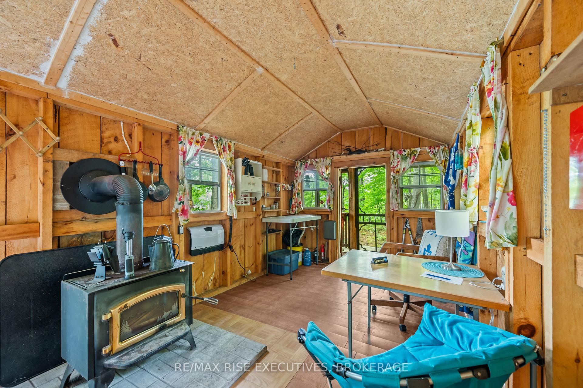 Photo 10 of 2120 Charlie Green Road, Frontenac, Frontenac South — HOMEH