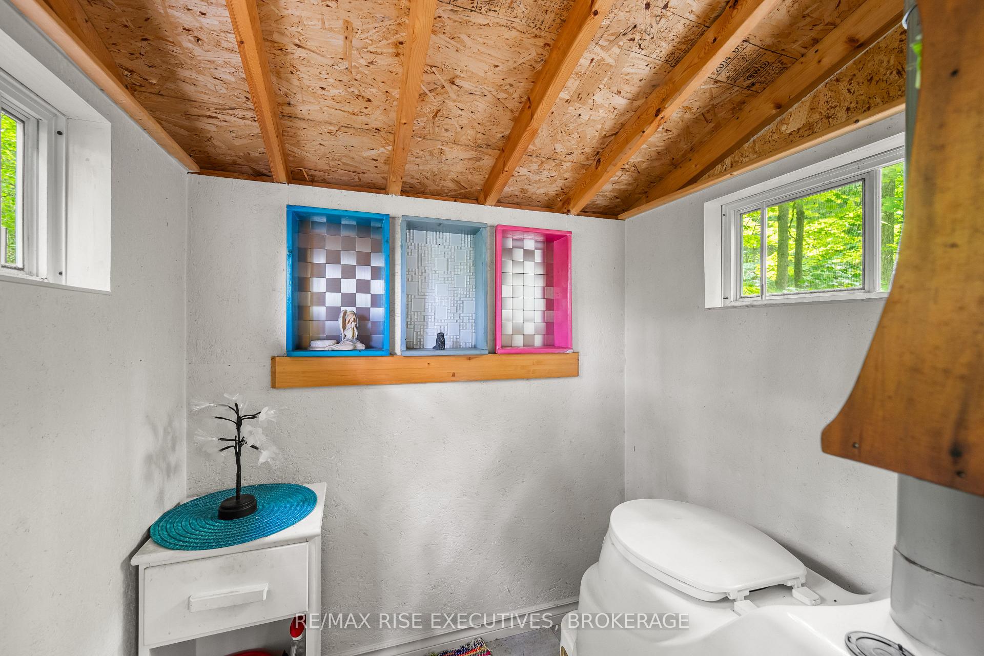 Photo 11 of 2120 Charlie Green Road, Frontenac, Frontenac South — HOMEH