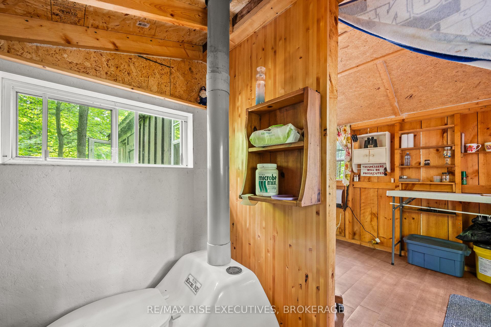 Photo 12 of 2120 Charlie Green Road, Frontenac, Frontenac South — HOMEH