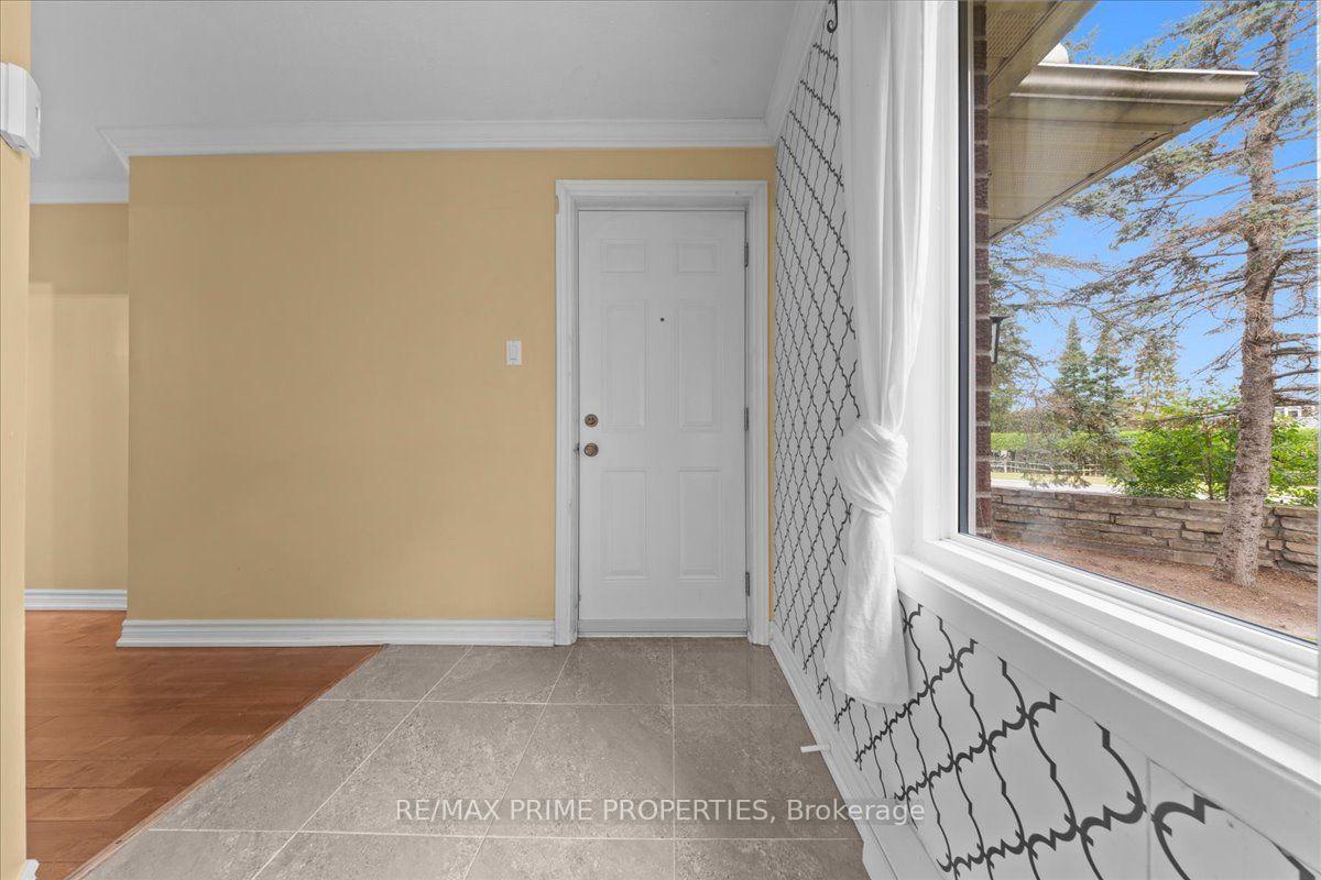 Photo 3 of Unit A, 6702 Jeanne Darc Boulevard, Ottawa, Convent Glen North — HOMEH