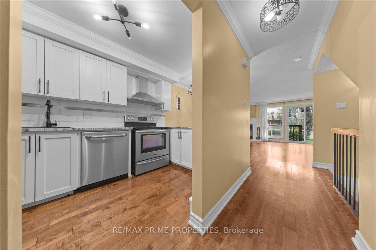 Photo 5 of Unit A, 6702 Jeanne Darc Boulevard, Ottawa, Convent Glen North — HOMEH