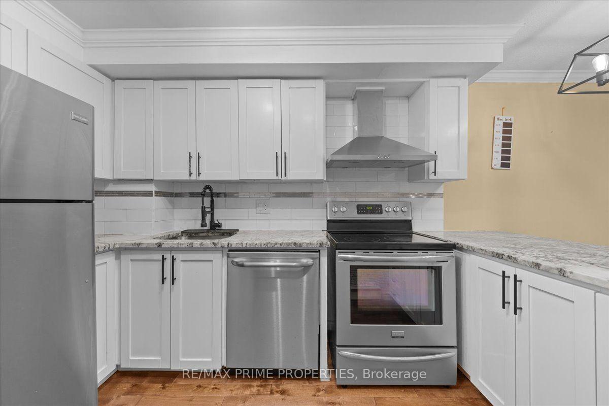 Photo 6 of Unit A, 6702 Jeanne Darc Boulevard, Ottawa, Convent Glen North — HOMEH