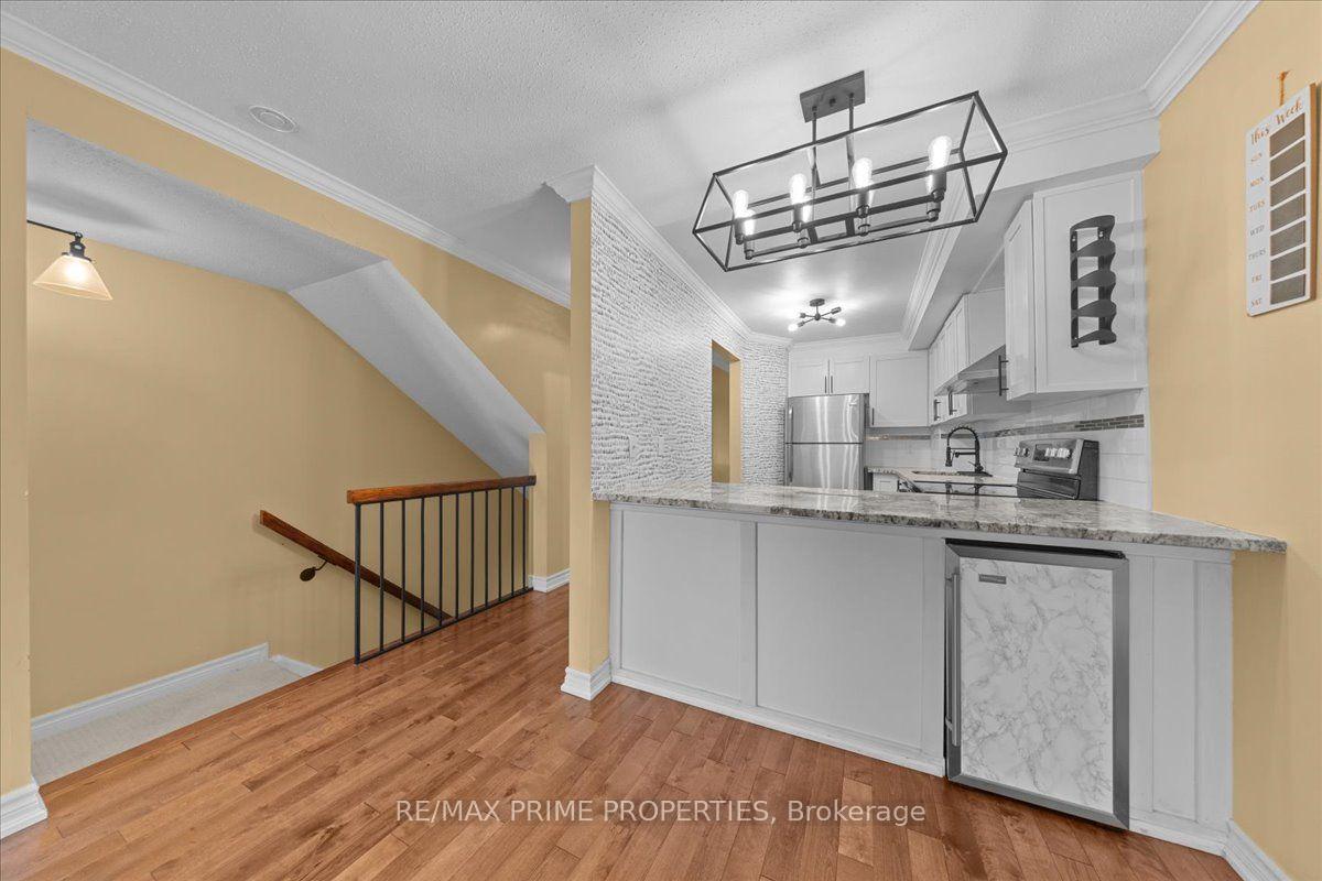 Photo 10 of Unit A, 6702 Jeanne Darc Boulevard, Ottawa, Convent Glen North — HOMEH