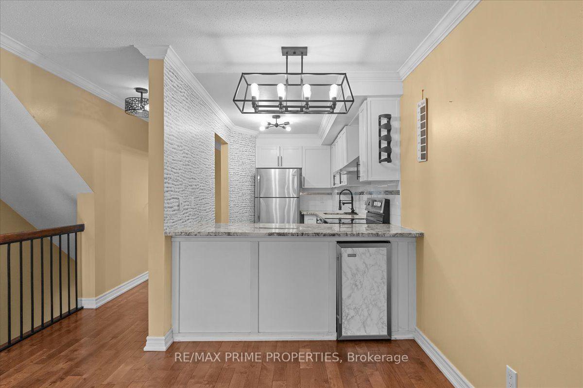 Photo 11 of Unit A, 6702 Jeanne Darc Boulevard, Ottawa, Convent Glen North — HOMEH