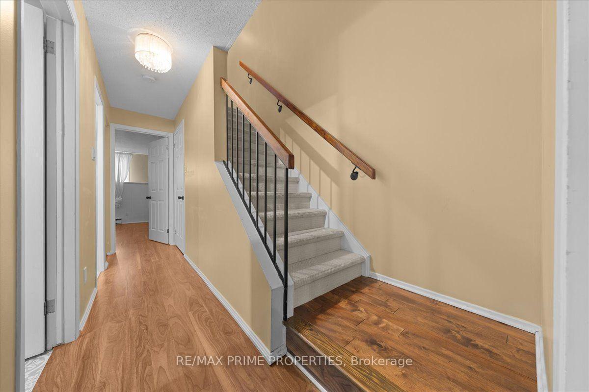 Photo 15 of Unit A, 6702 Jeanne Darc Boulevard, Ottawa, Convent Glen North — HOMEH
