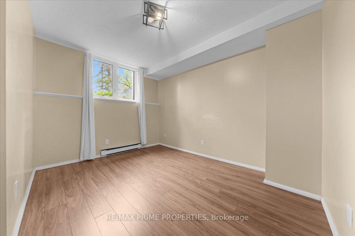 Photo 16 of Unit A, 6702 Jeanne Darc Boulevard, Ottawa, Convent Glen North — HOMEH