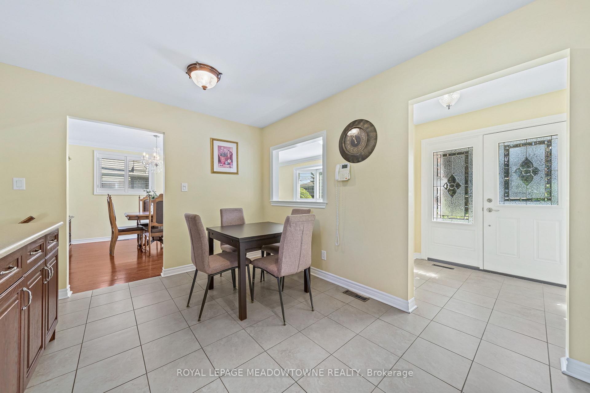 Photo 15 of 57 Dawson Crescent, Halton Hills, Georgetown — HOMEH