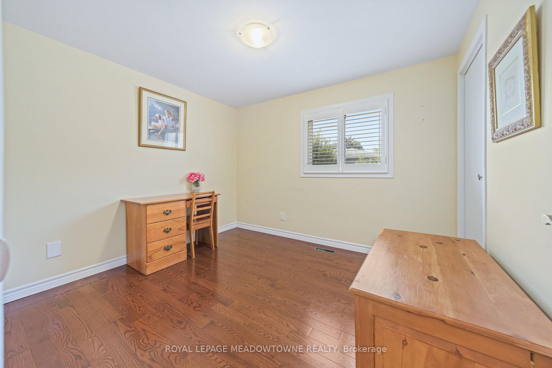 Photo 30 of 57 Dawson Crescent, Halton Hills, Georgetown — HOMEH