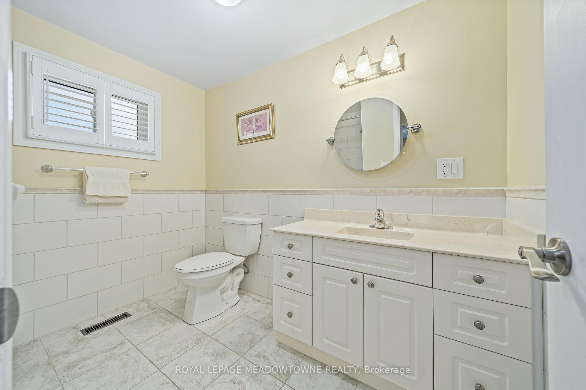 Photo 31 of 57 Dawson Crescent, Halton Hills, Georgetown — HOMEH