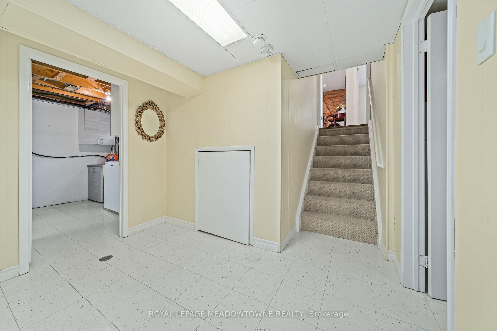 Photo 33 of 57 Dawson Crescent, Halton Hills, Georgetown — HOMEH