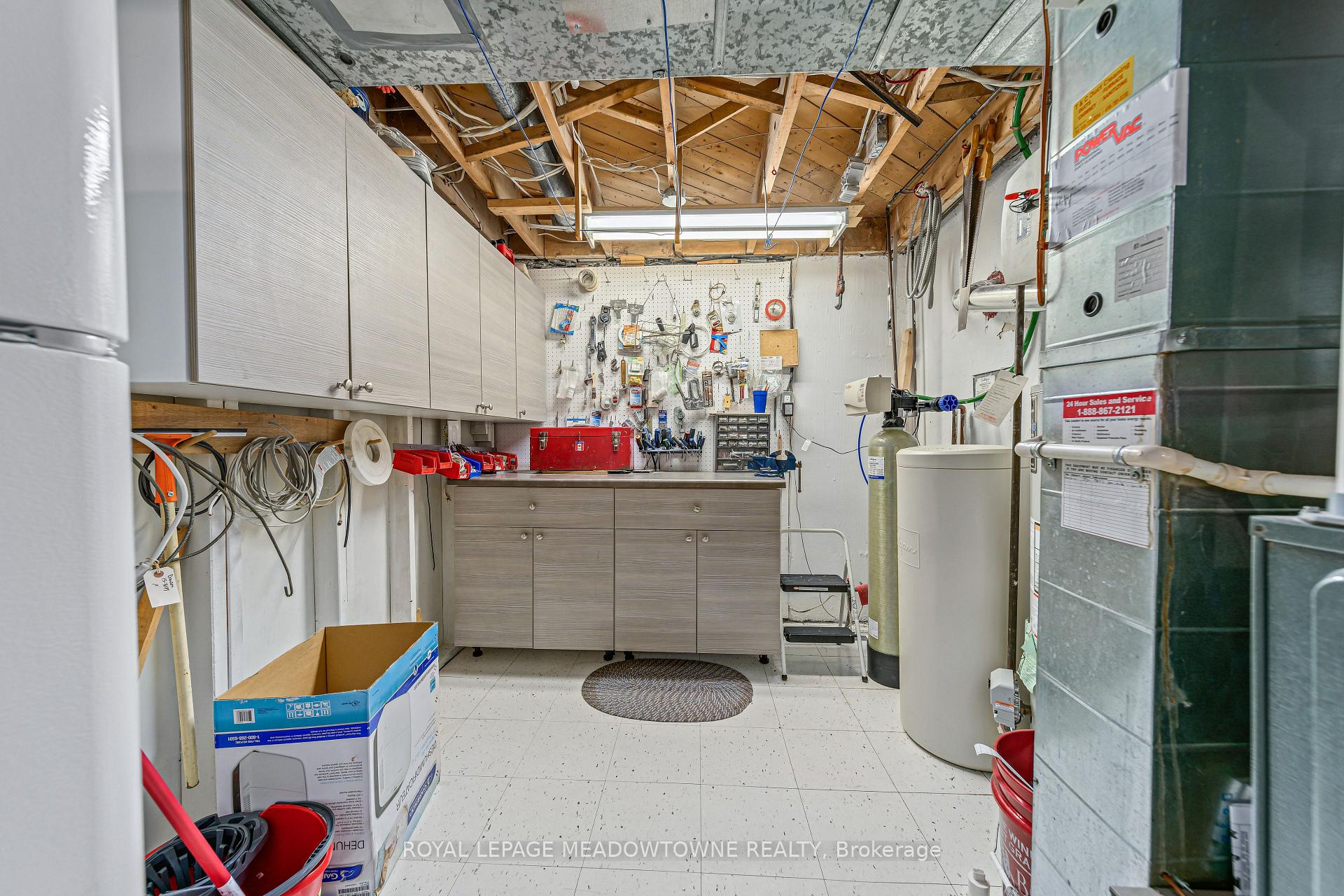 Photo 37 of 57 Dawson Crescent, Halton Hills, Georgetown — HOMEH